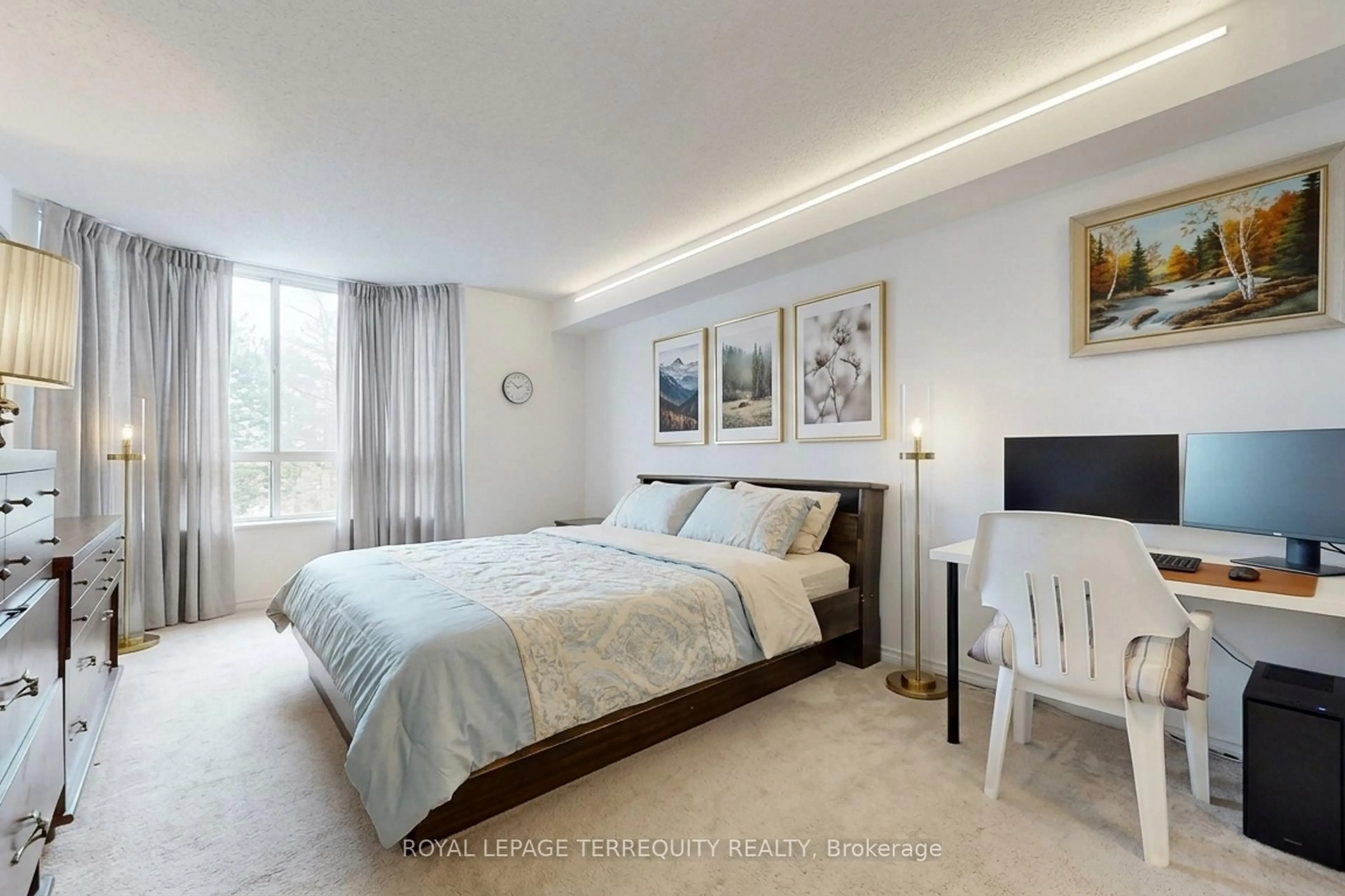 Bedroom with bed, unknown for 20 Cherrytree Dr #211, Brampton Ontario L6Y 3V1