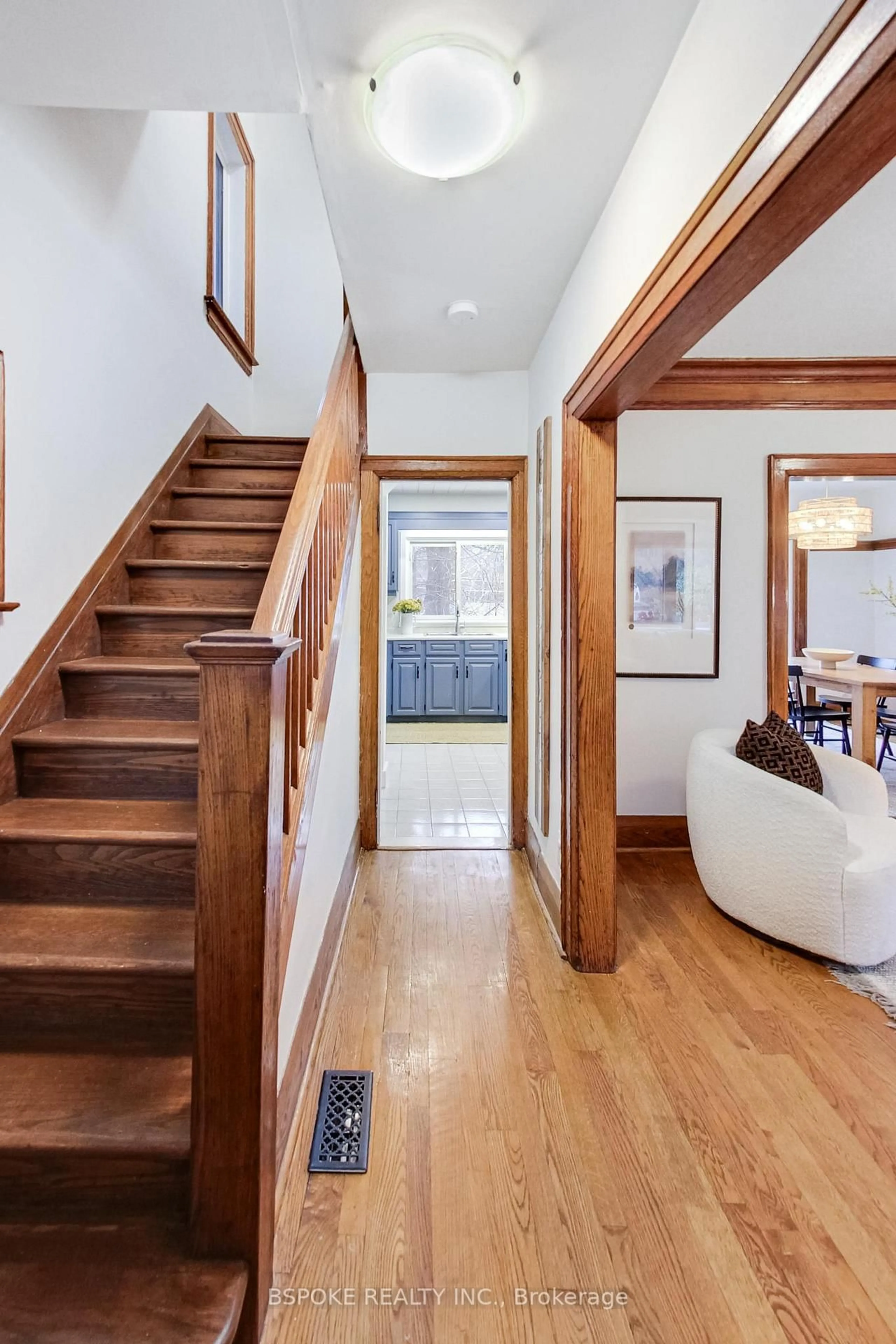 Indoor entryway for 75 Evelyn Ave, Toronto Ontario M6P 2Z2