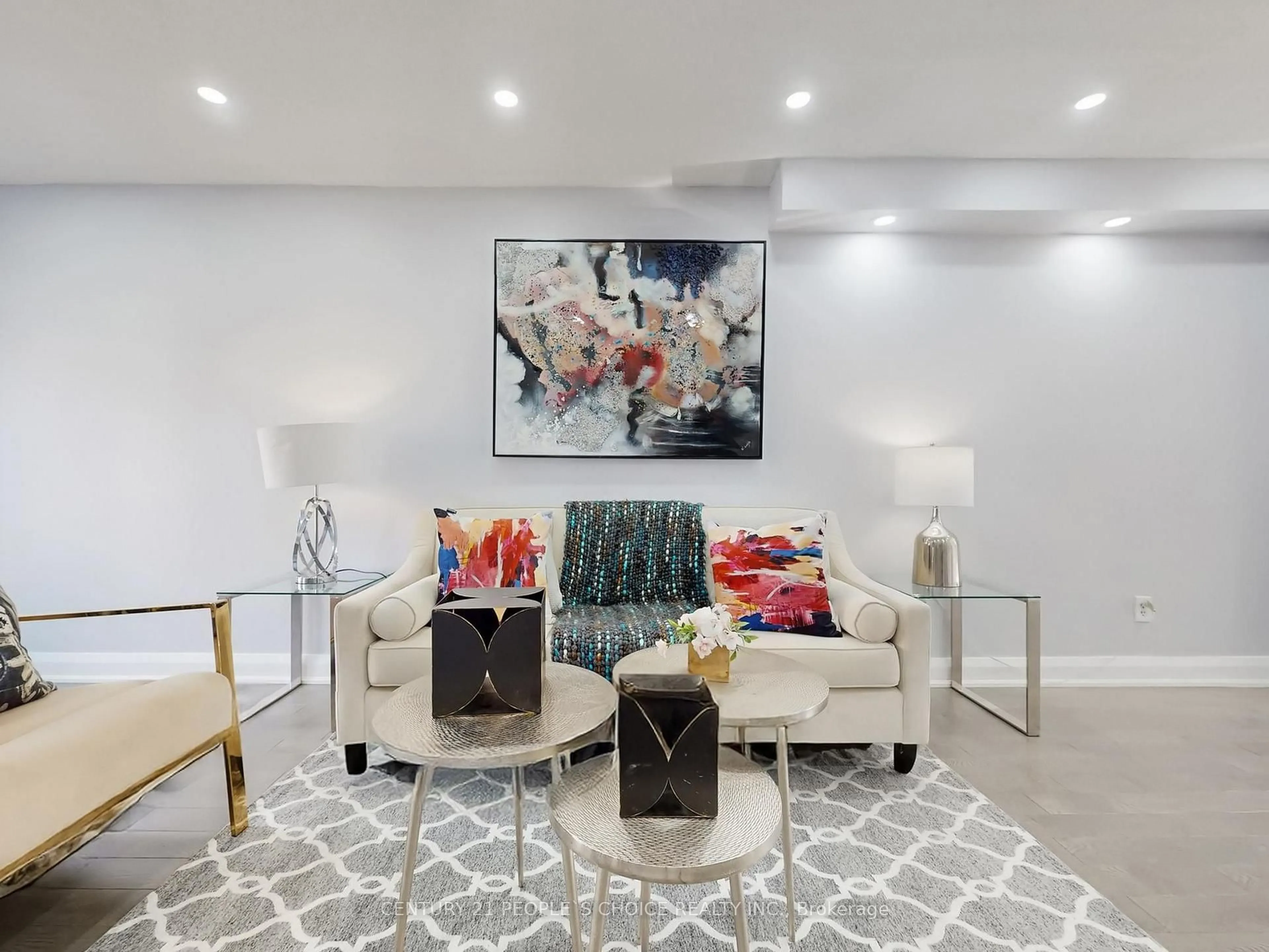 Living room with furniture, unknown for 1480 Britannia Rd #42, Mississauga Ontario L5V 2K4