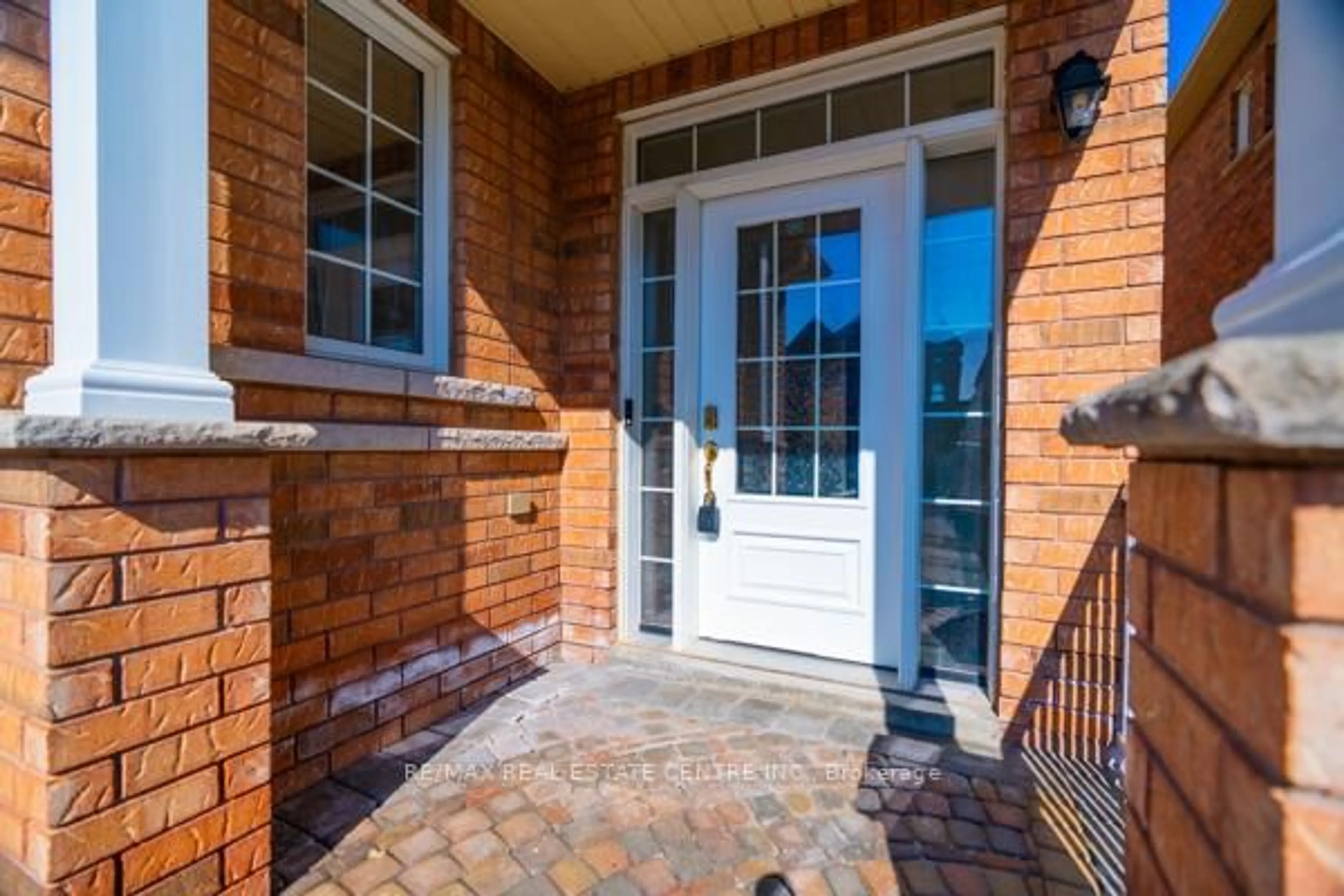 Unknown for 3085 Doyle St, Mississauga Ontario L5M 0N2