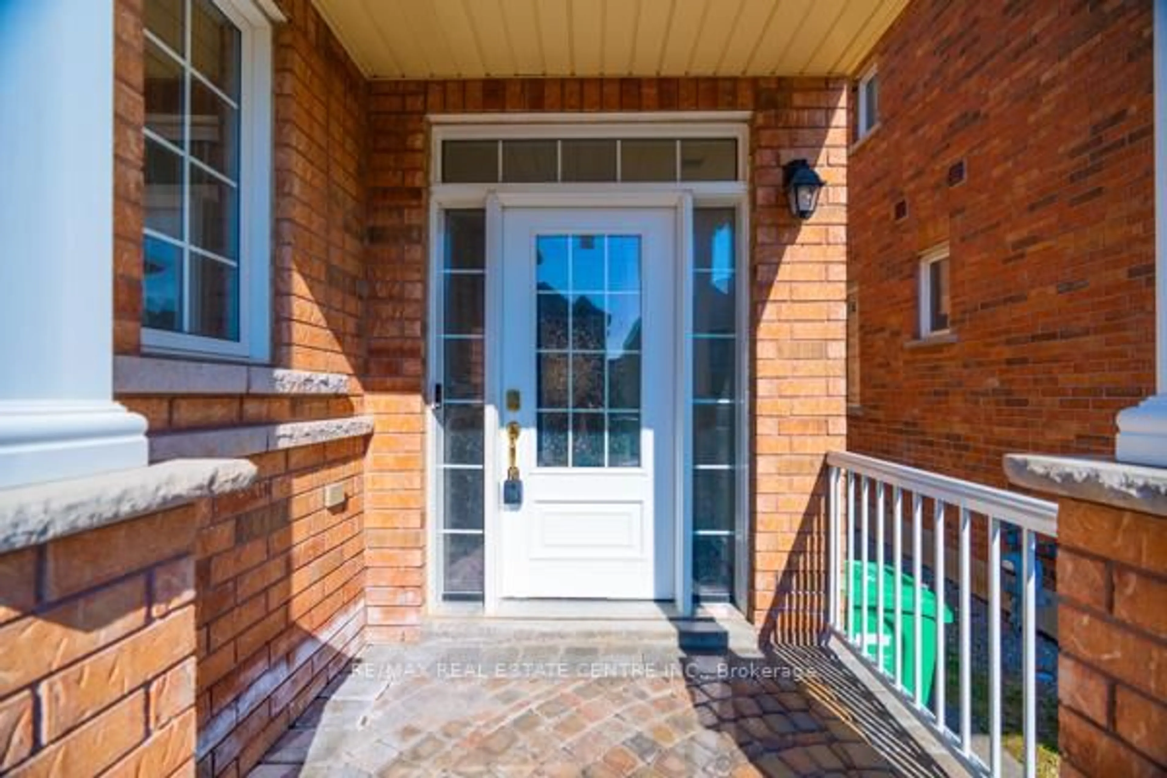 Unknown for 3085 Doyle St, Mississauga Ontario L5M 0N2