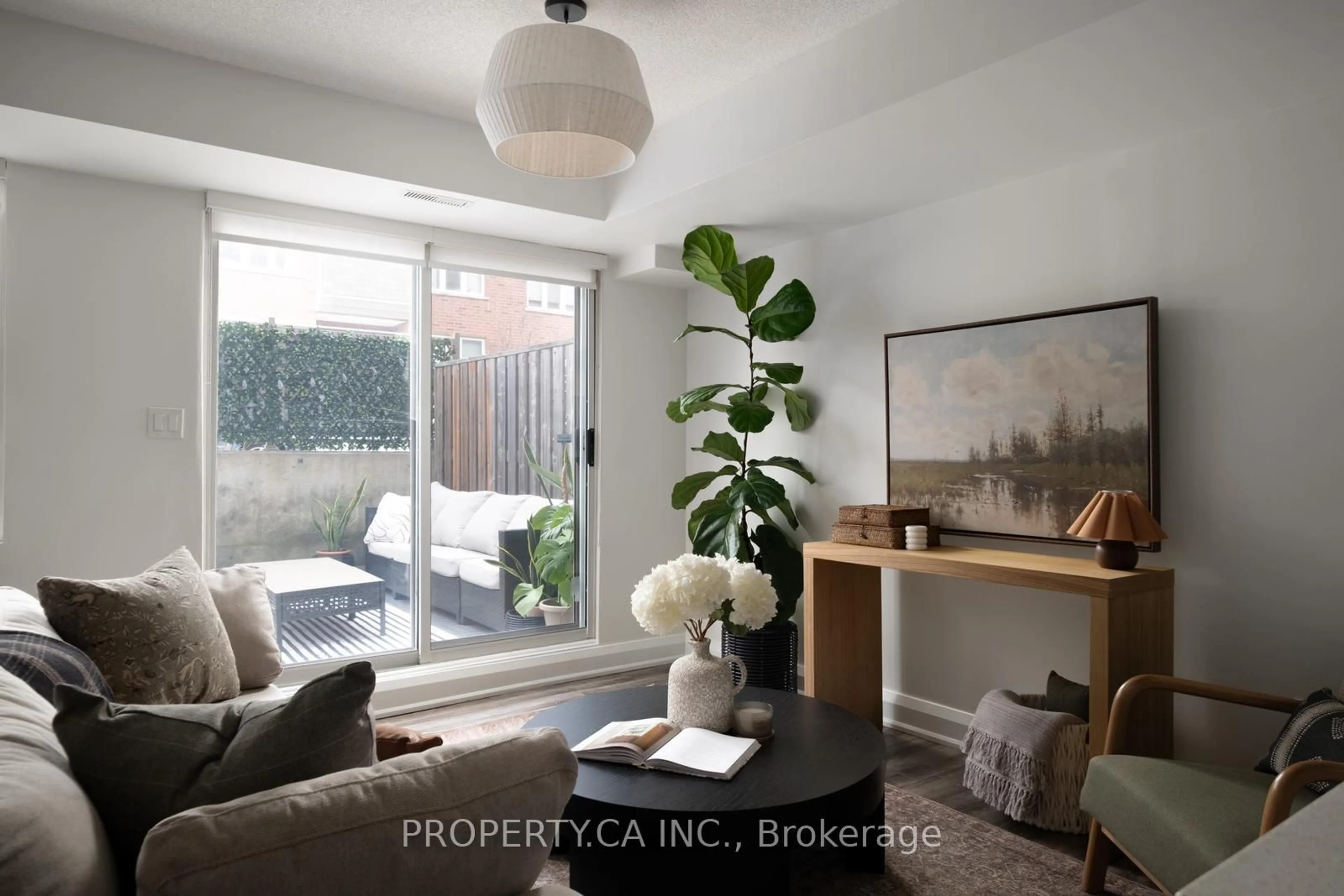 Unknown for 25 Turntable Cres #133, Toronto Ontario M6H 4K8