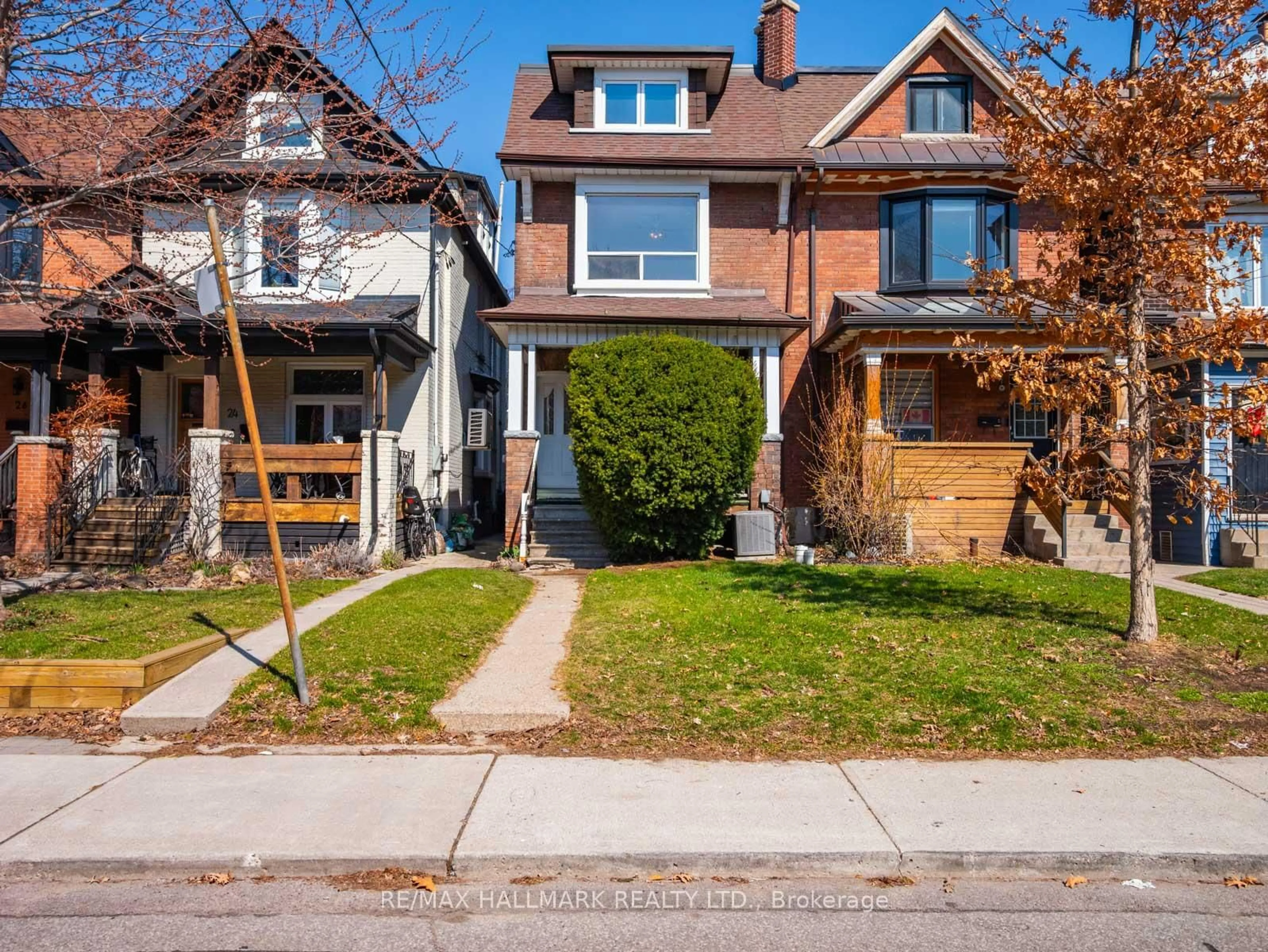 Home with brick exterior material, street for 22 Kenneth Ave, Toronto Ontario M6P 1H9