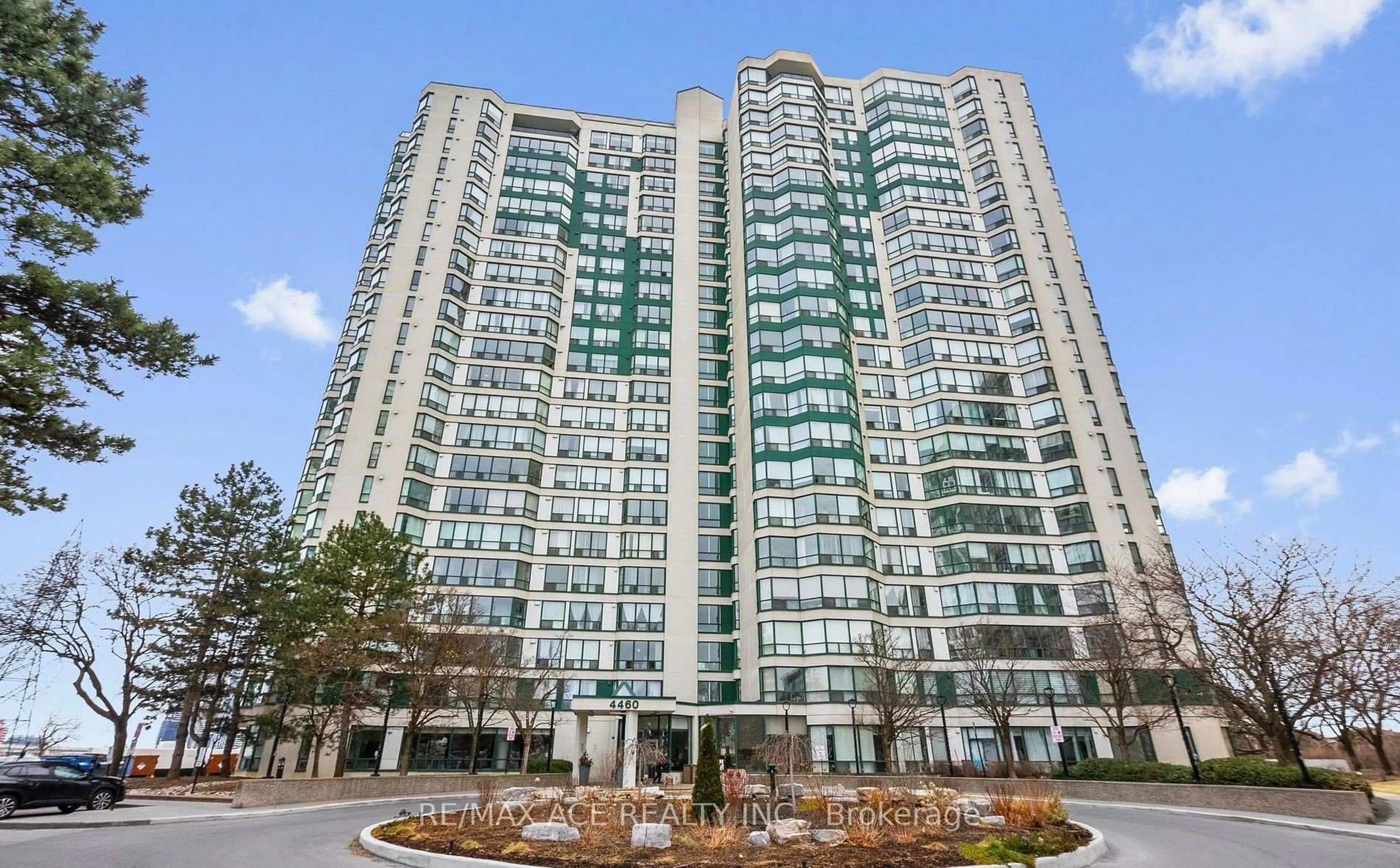 Indoor foyer for 4460 Tucana Crt #1202, Mississauga Ontario L5R 3K9