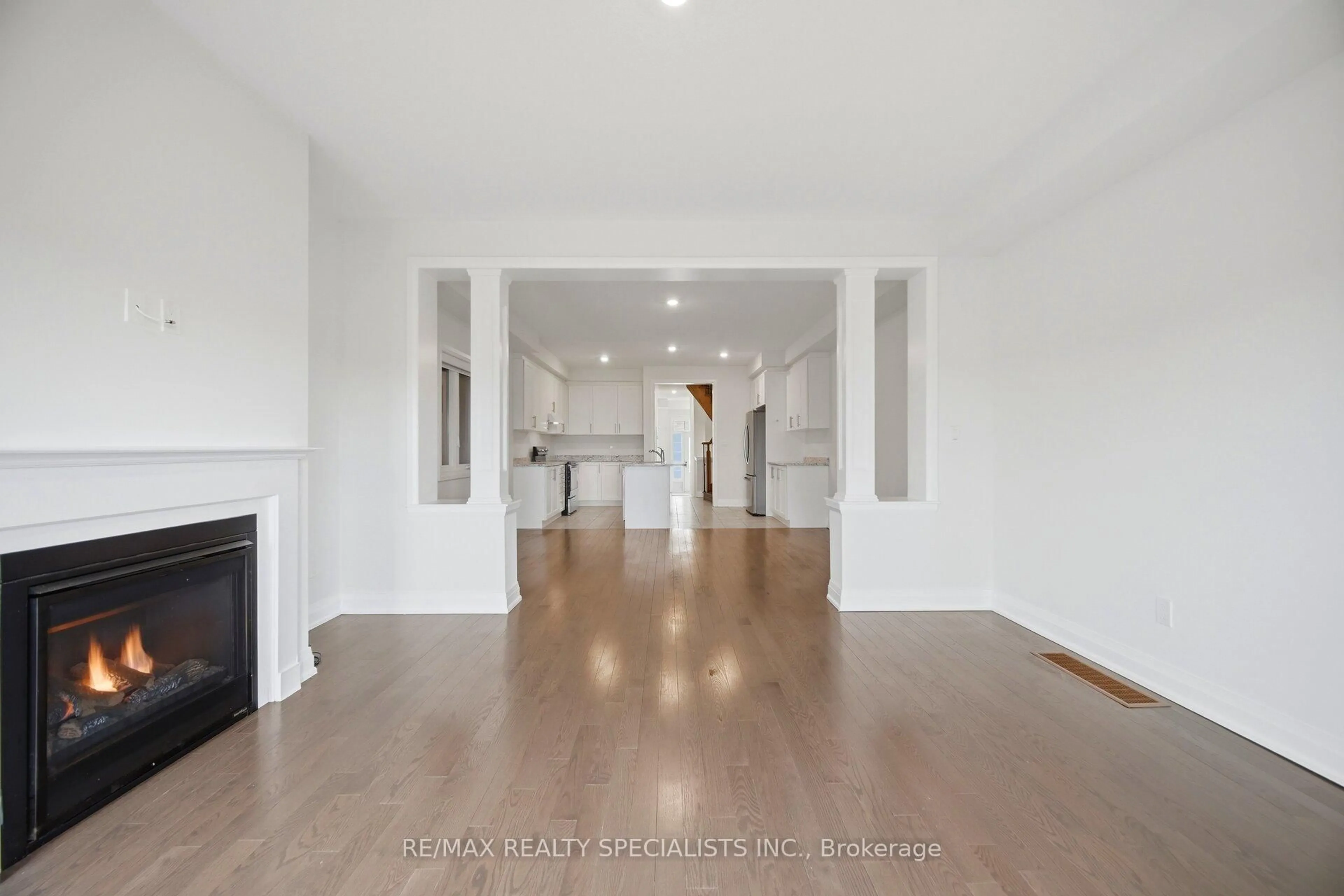 Unknown for 13 Dalbeattie Dr, Brampton Ontario L6Y 6H7