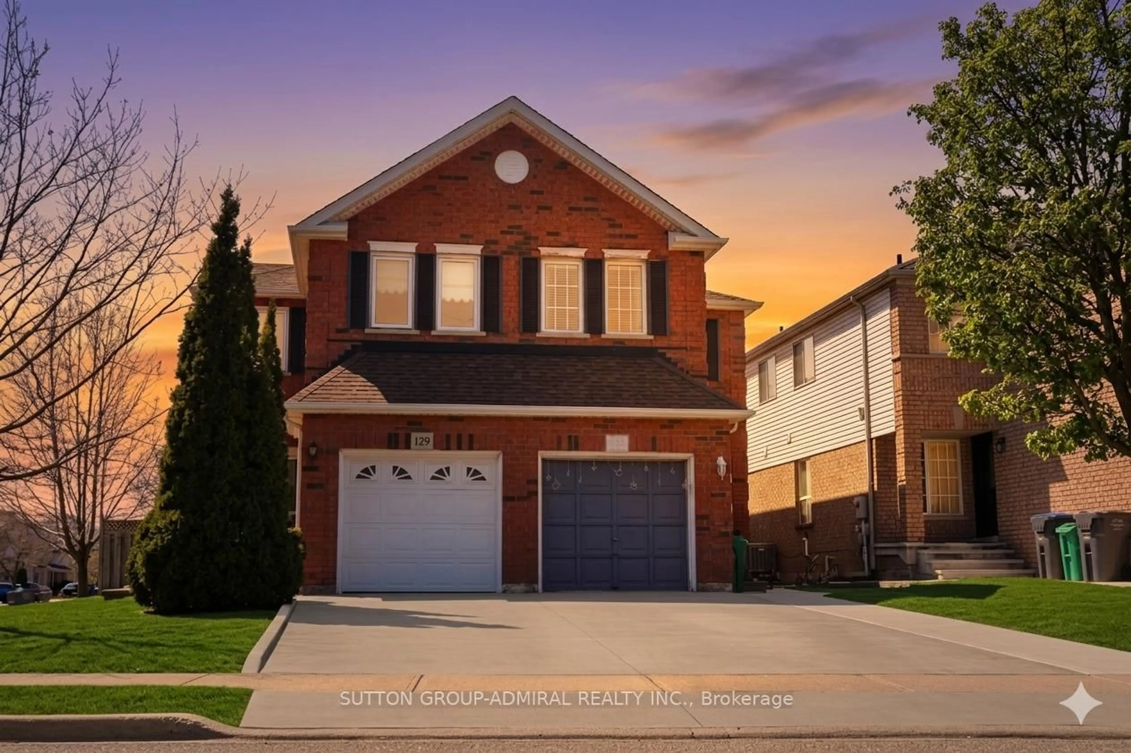 Home with brick exterior material, street for 129 Willow Park Dr, Brampton Ontario L6R 2N3