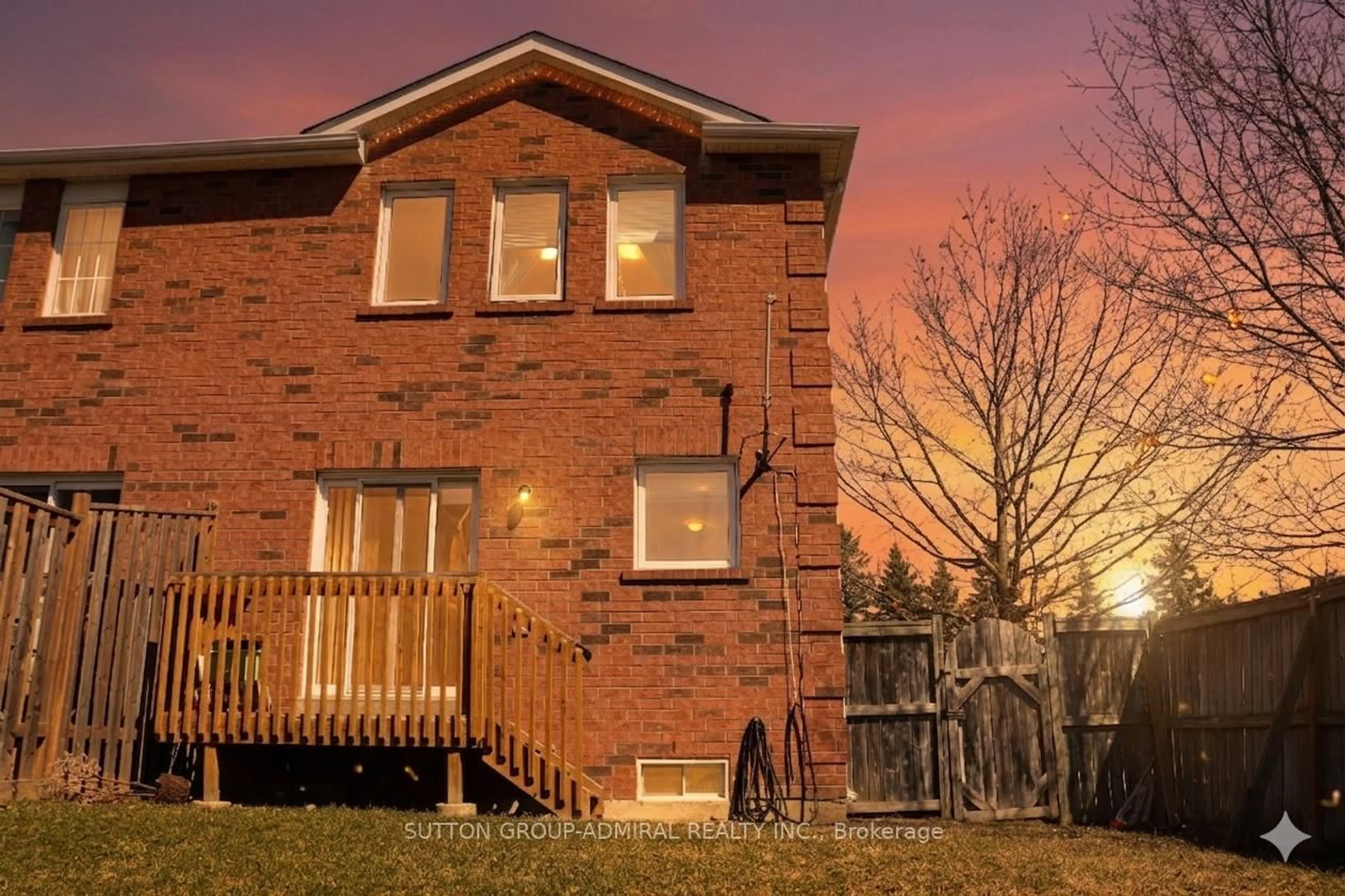 Home with brick exterior material, building for 129 Willow Park Dr, Brampton Ontario L6R 2N3