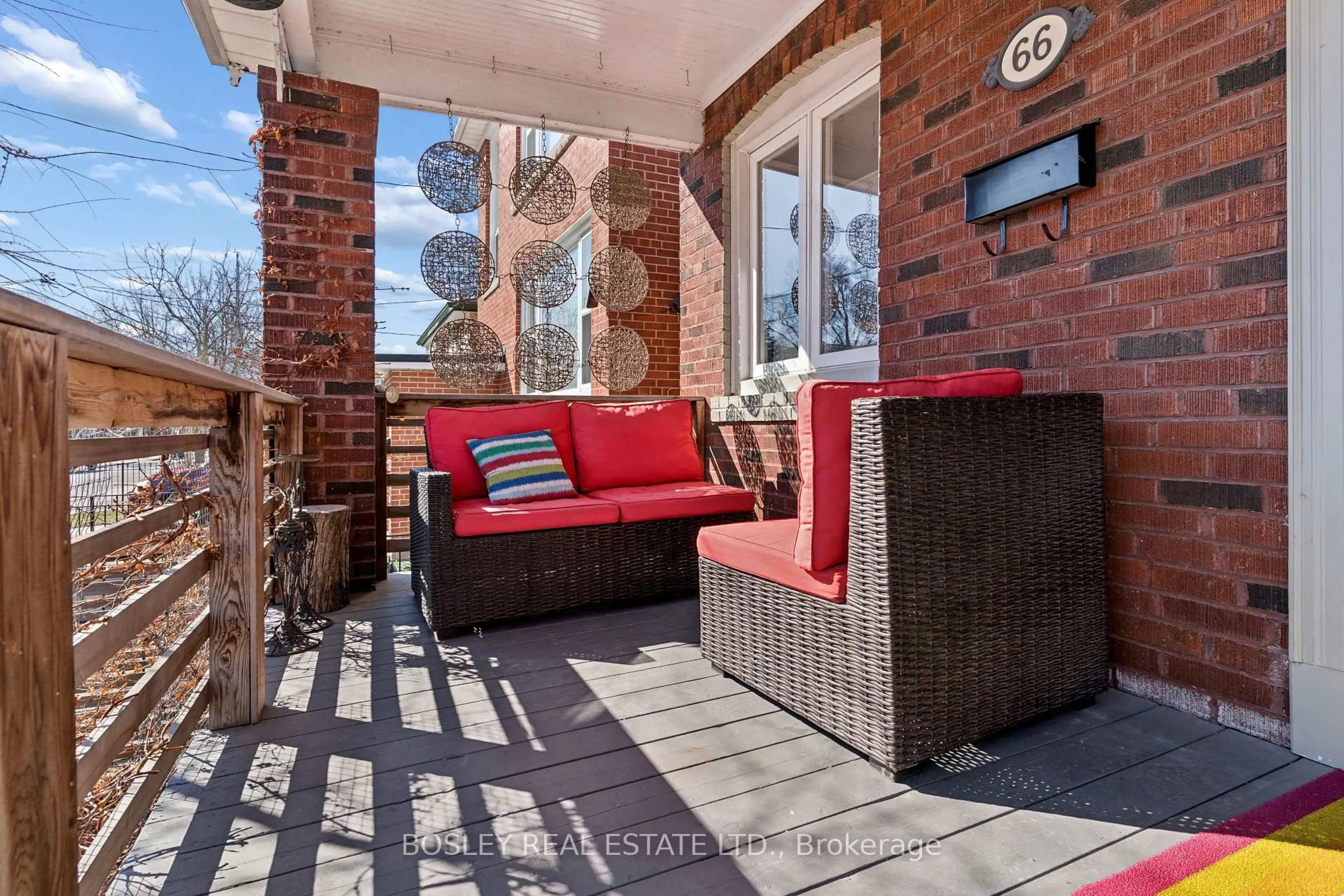 Patio, street for 66 Ninth St, Toronto Ontario M8V 3E3