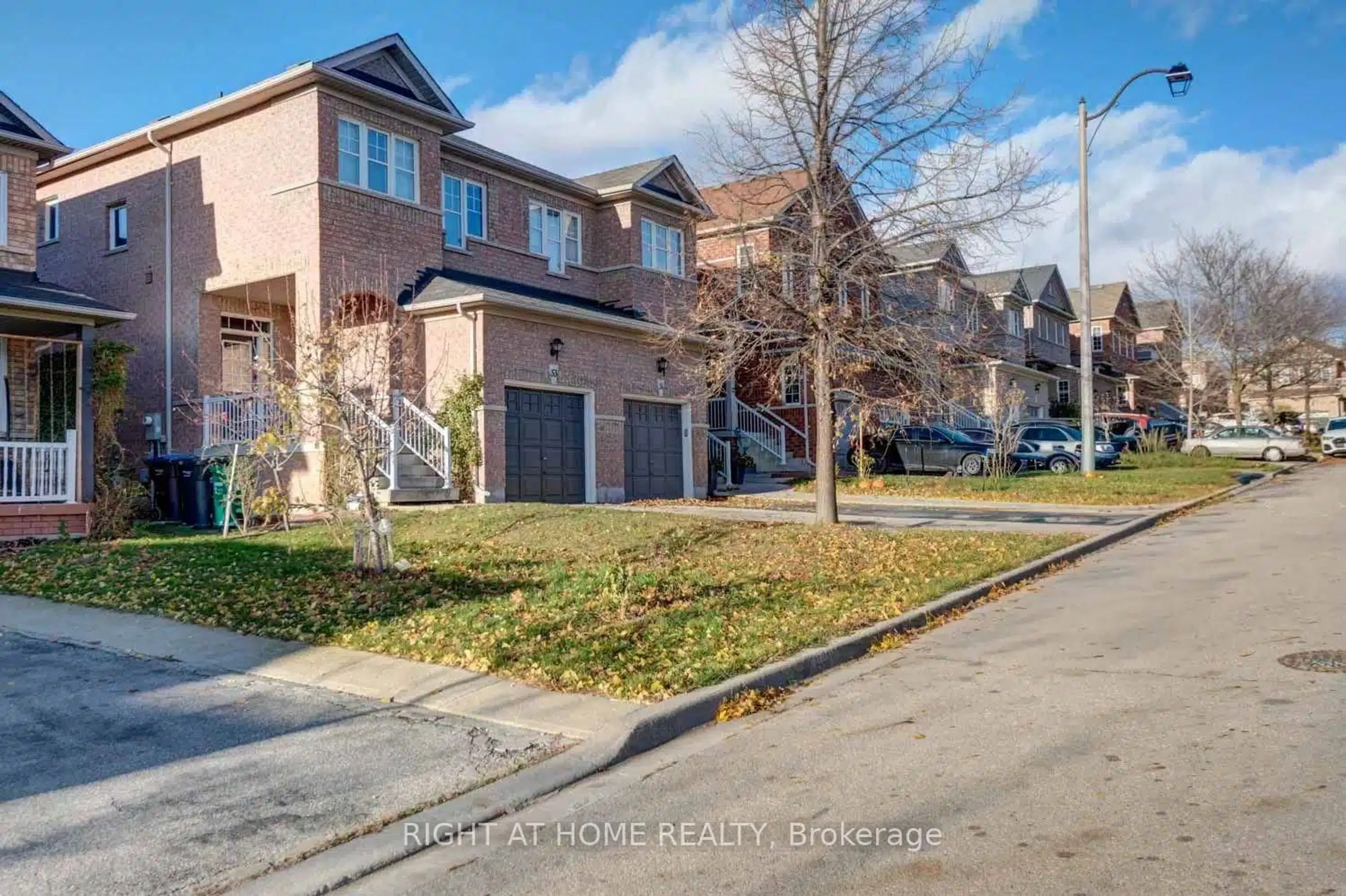 A pic from outside/outdoor area/front of a property/back of a property/a pic from drone, street for 53 Silent Pond Cres, Brampton Ontario L6V 4S9