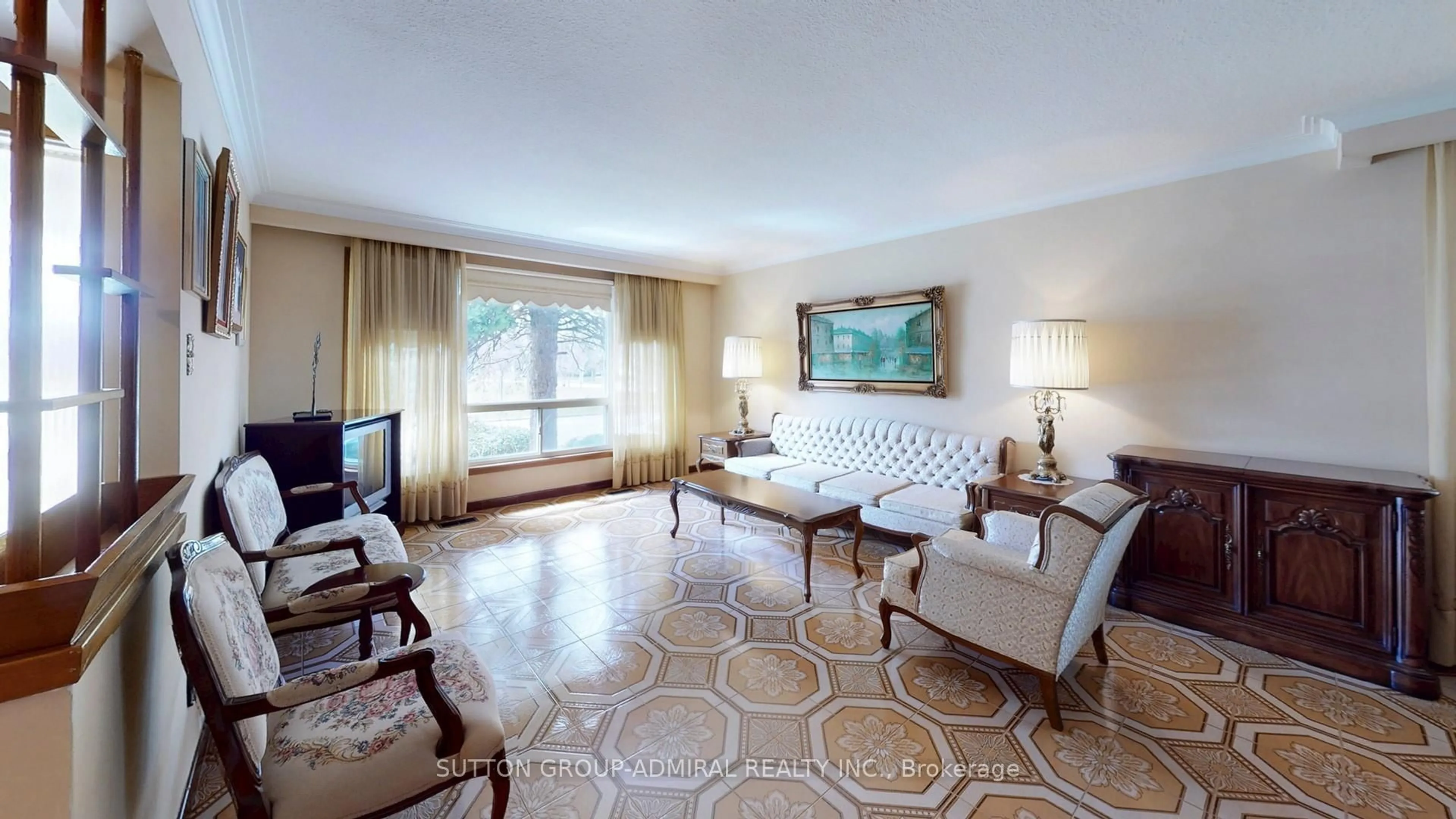 Living room with furniture, unknown for 119 Brampton Rd, Toronto Ontario M9R 3K3