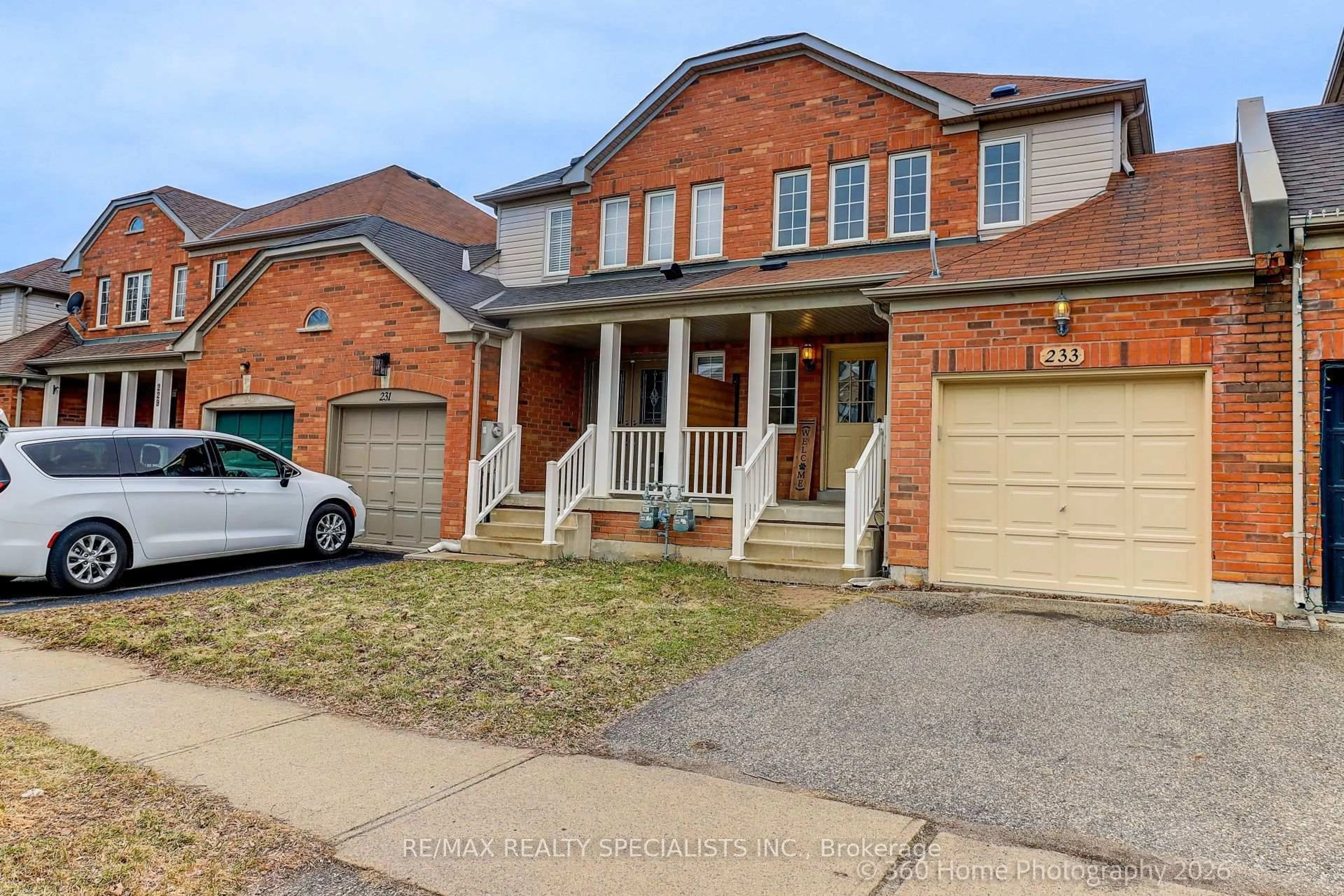 Home with brick exterior material, street for 233 Sherwood Rd, Milton Ontario L9T 7C1