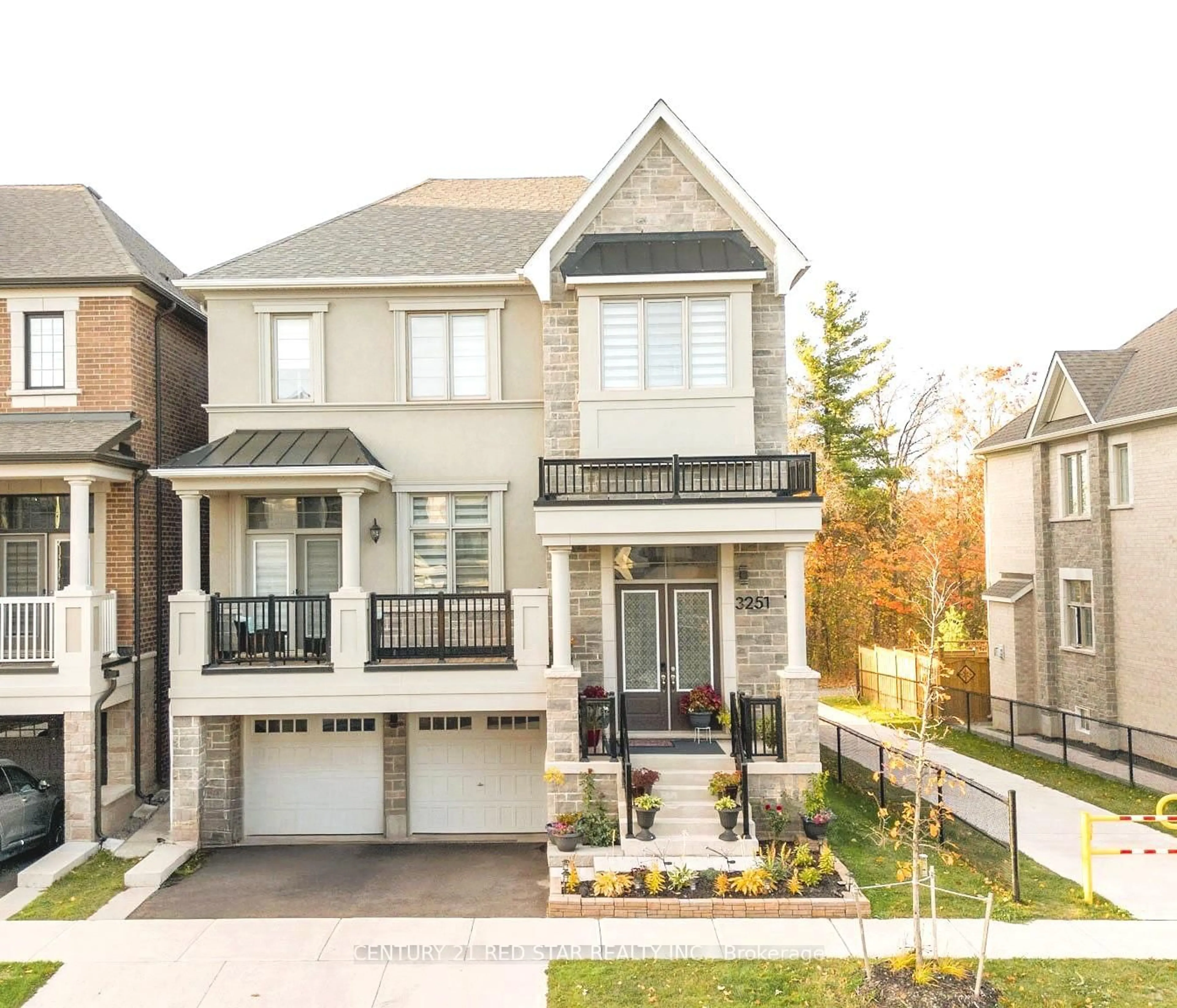 Home with brick exterior material, street for 3251 Harasym Tr, Oakville Ontario L6M 5N6