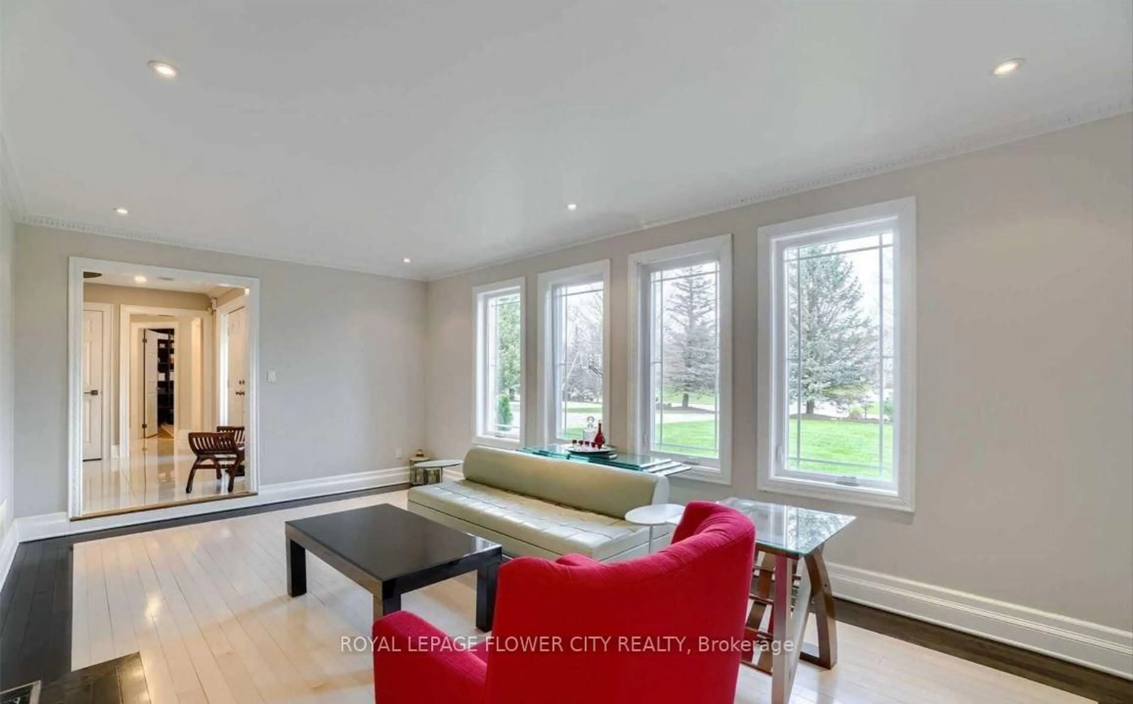 Living room with furniture, unknown for 27 McCauley Dr, Caledon Ontario L7E 0B6