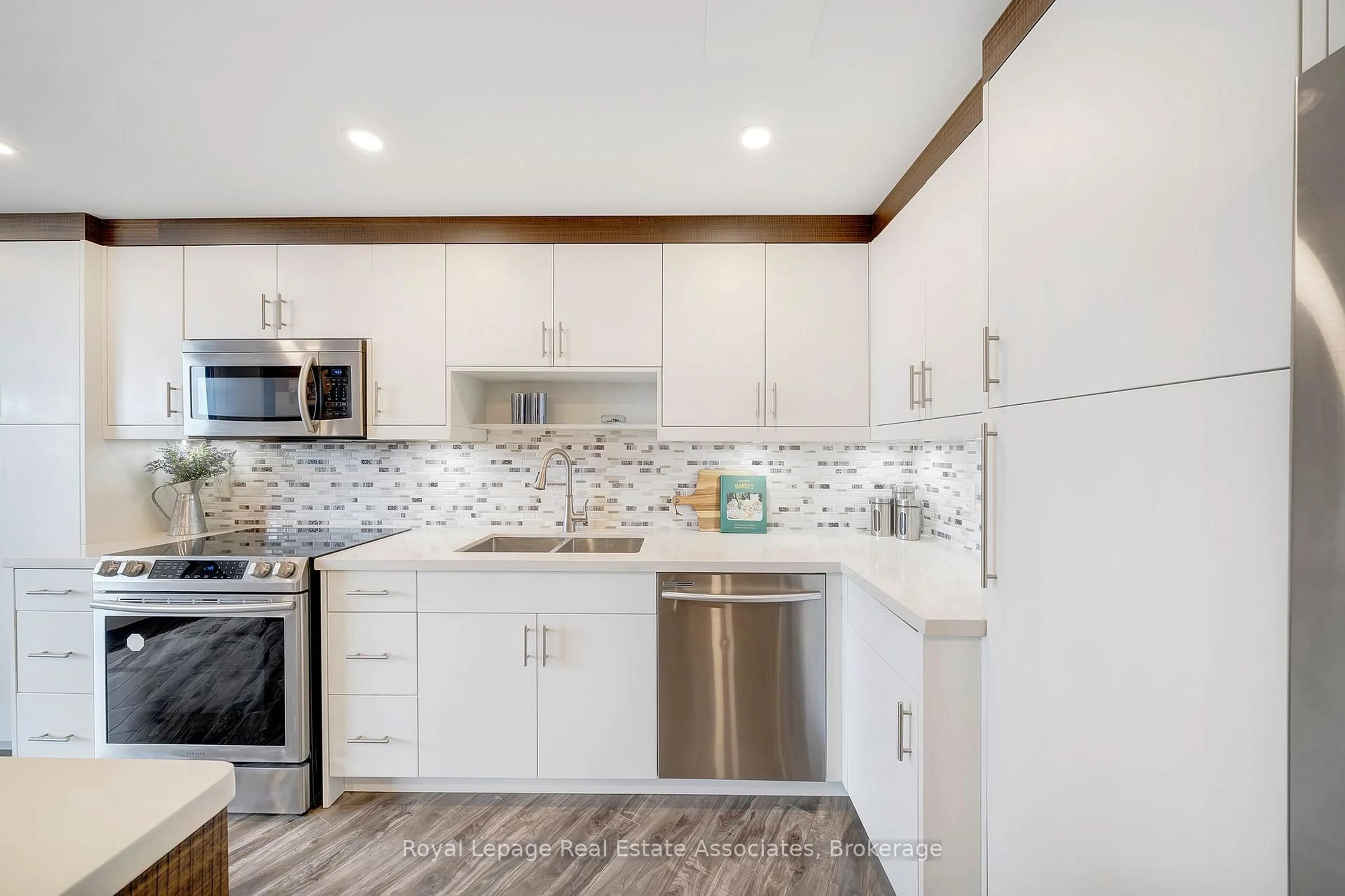 Open concept kitchen, unknown for 335 Mill Rd #1406, Toronto Ontario M9C 1Y6