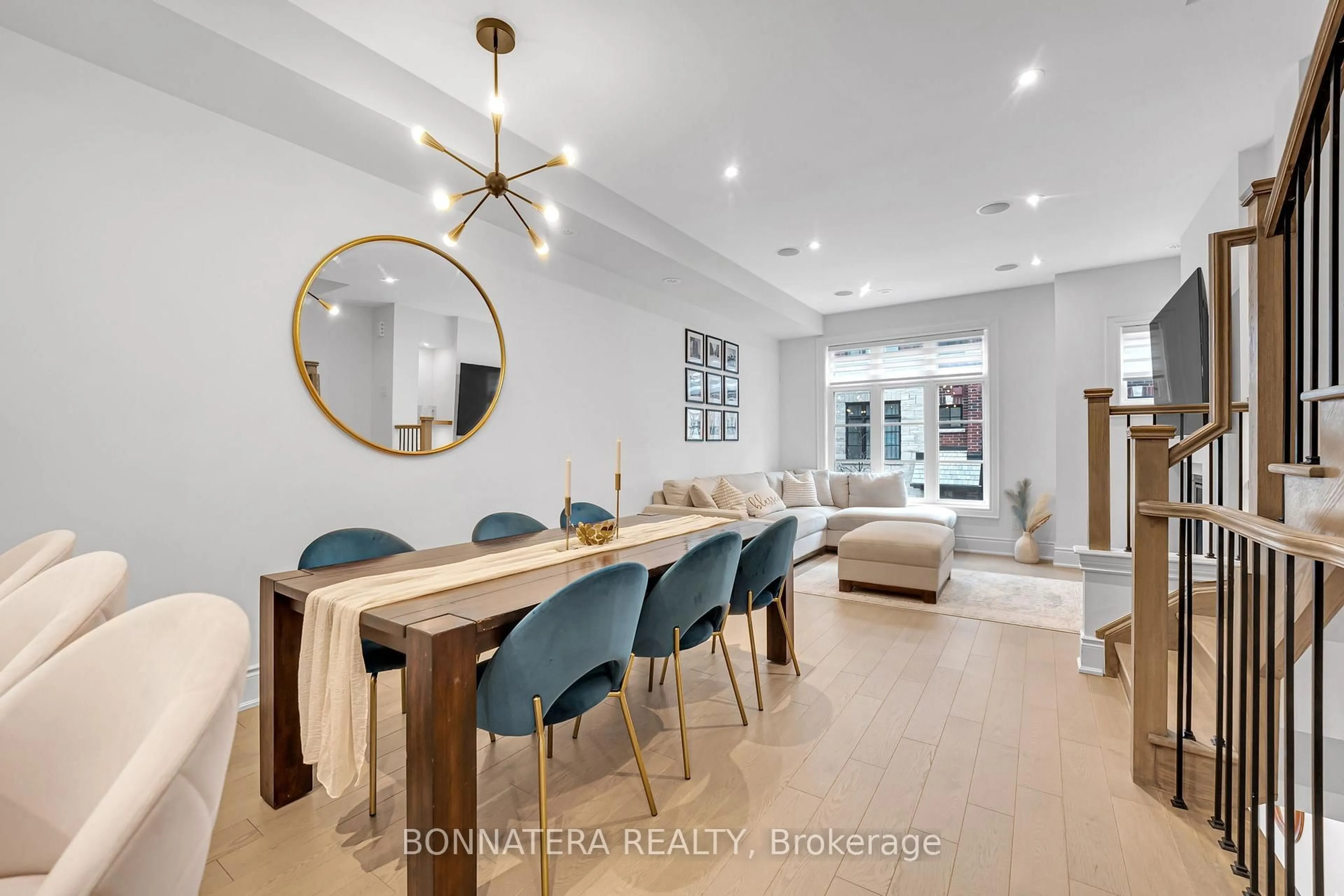 Dining room, wood/laminate floor for 15 Lunar Cres #81, Mississauga Ontario L5M 2R6