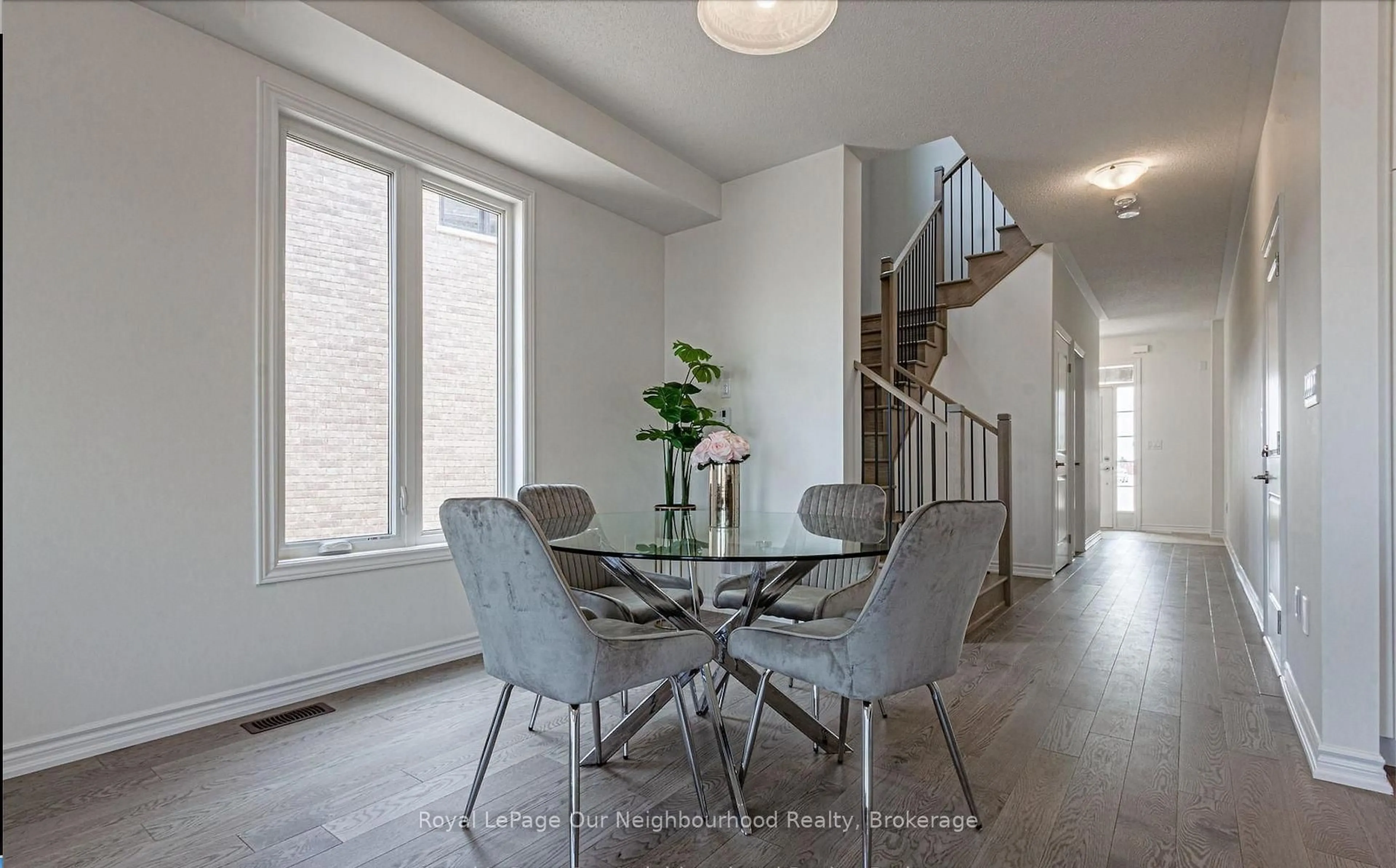 Dining room, unknown for 342 Thimbleweed Crt, Milton Ontario L9E 1T2