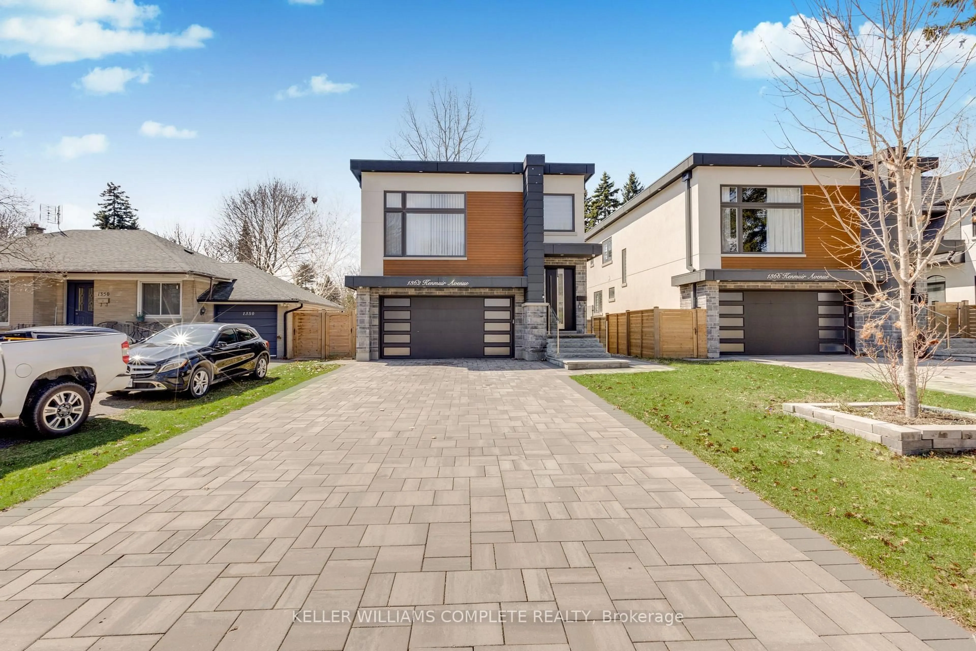 Home with brick exterior material, street for 1362 KENMUIR Ave, Mississauga Ontario L5G 4B4