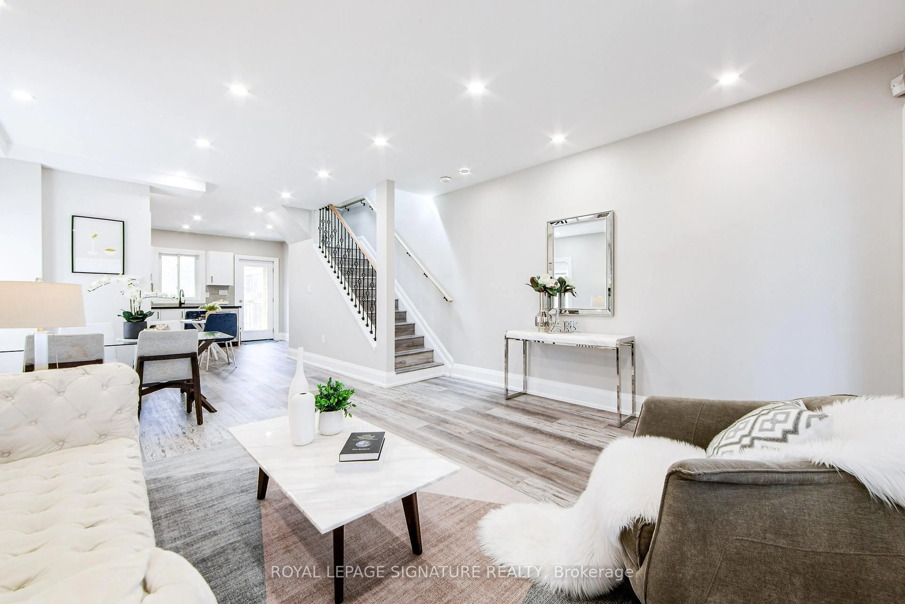 Living room with furniture, unknown for 19 Schell Ave, Toronto Ontario M6E 2S7