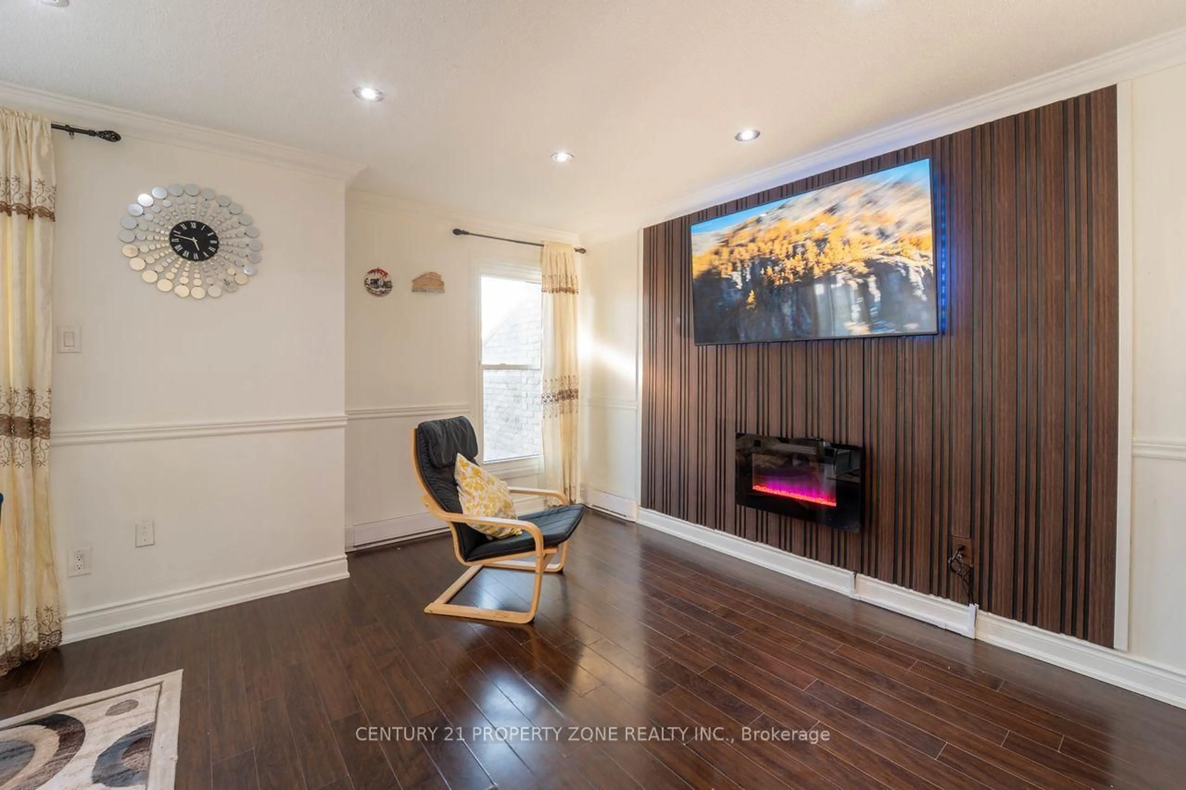 Unknown for 6860 Glen Erin Dr #19, Mississauga Ontario L5N 2E1