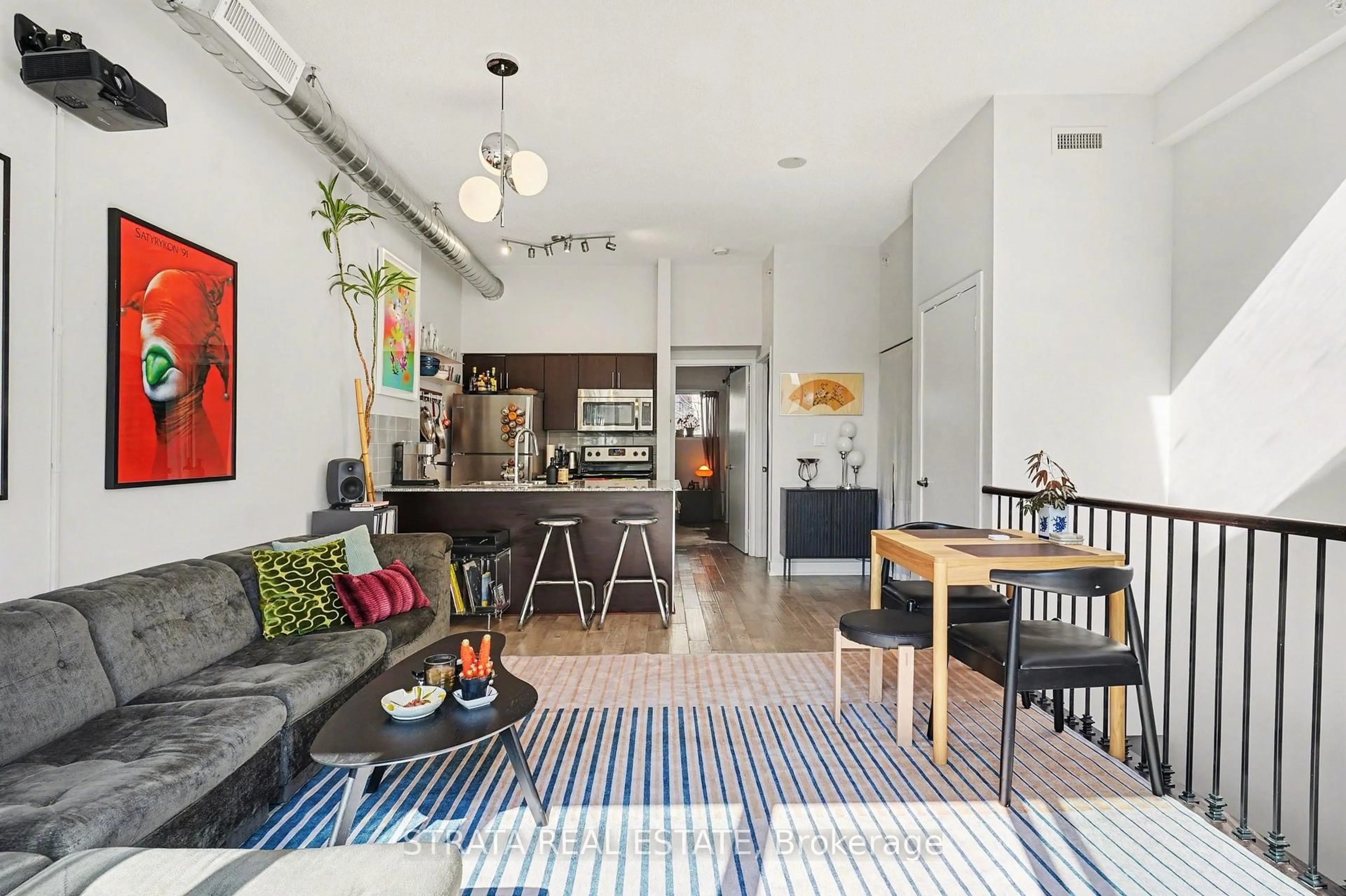 Living room with furniture, unknown for 1410 Dupont St #424, Toronto Ontario M6H 2B1