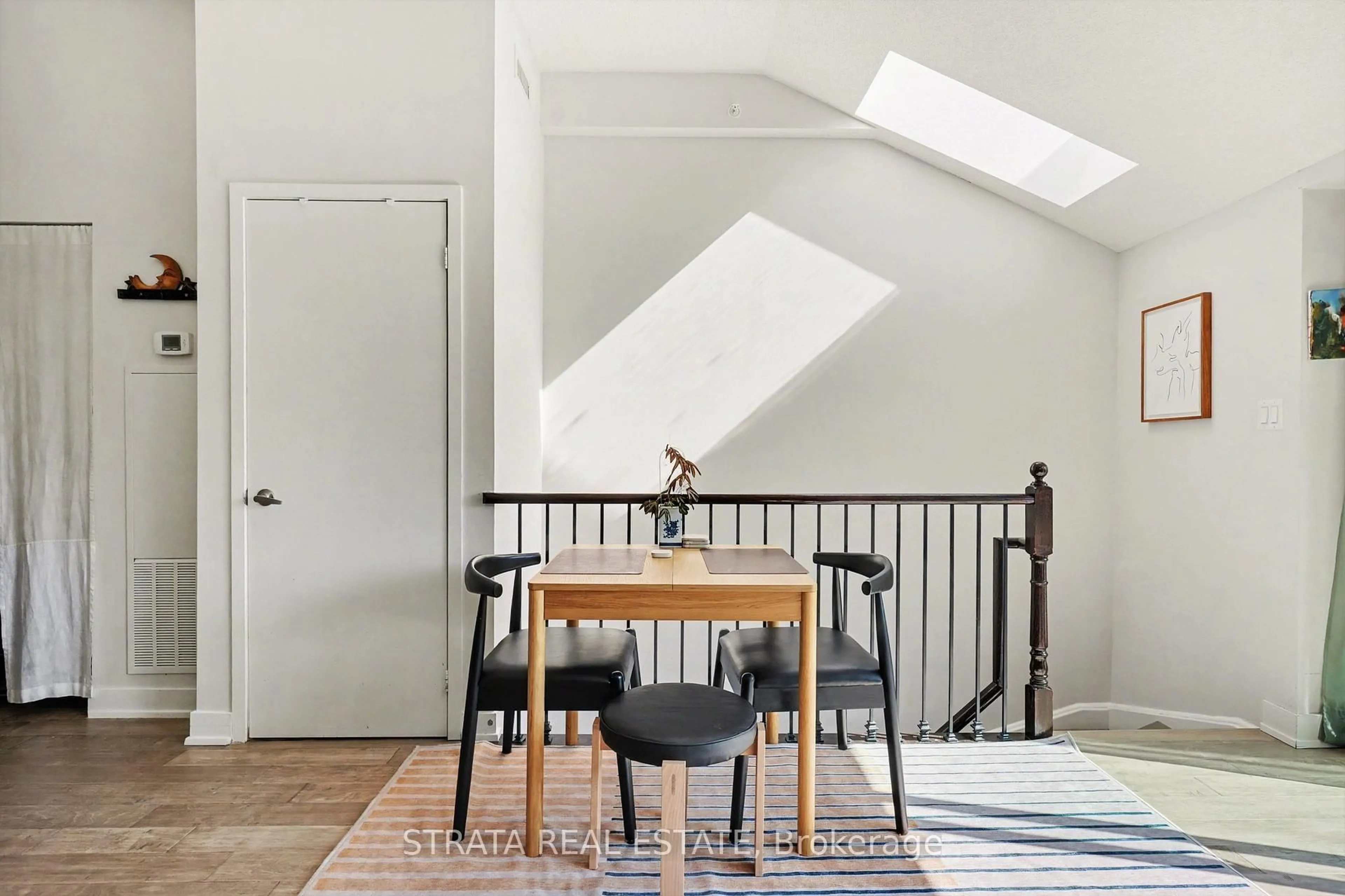 Unknown for 1410 Dupont St #424, Toronto Ontario M6H 2B1