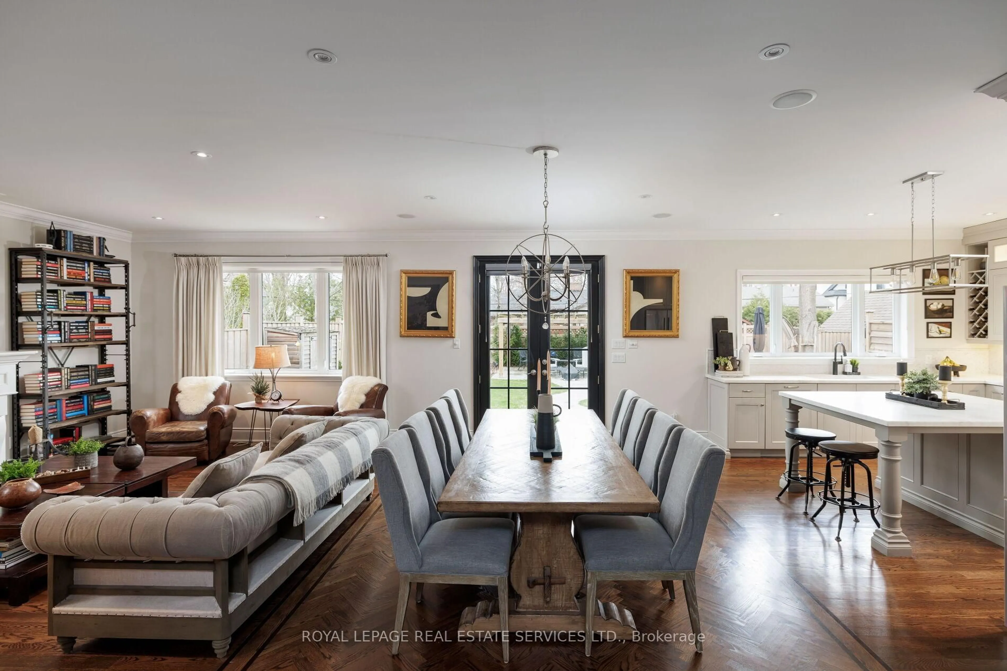 Dining room, unknown for 23 Glenmanor Dr, Oakville Ontario L6K 2B3