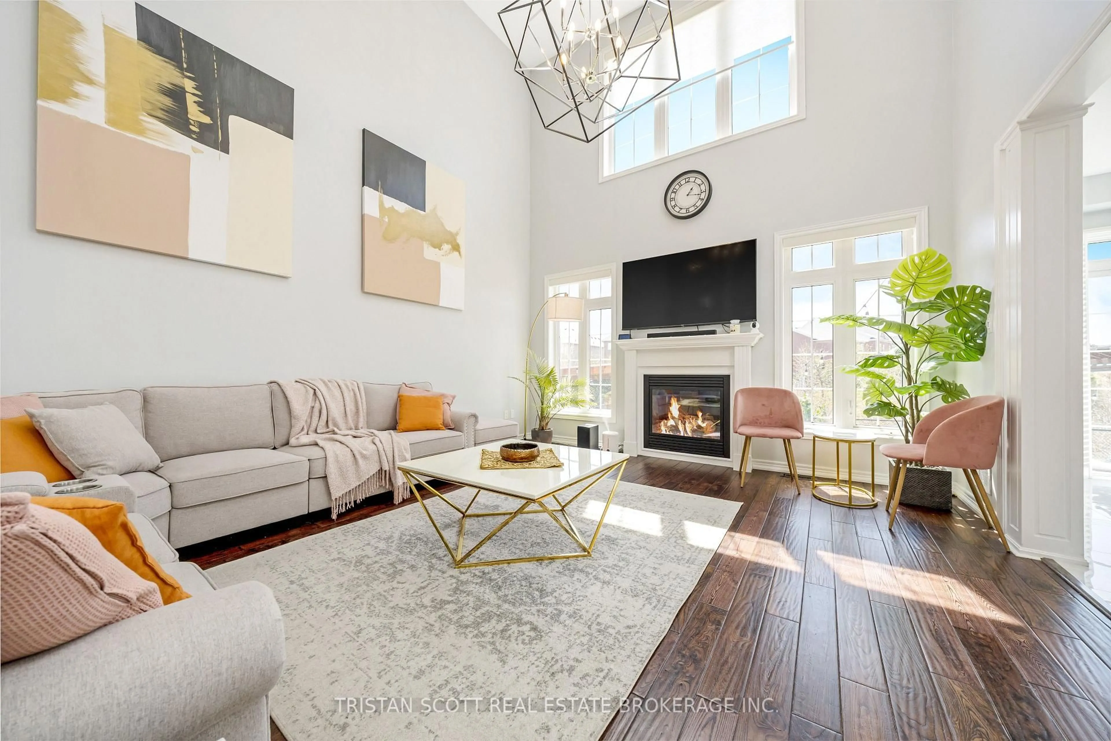 Living room with furniture, unknown for 606 Nairn Circ, Milton Ontario L9T 7X6