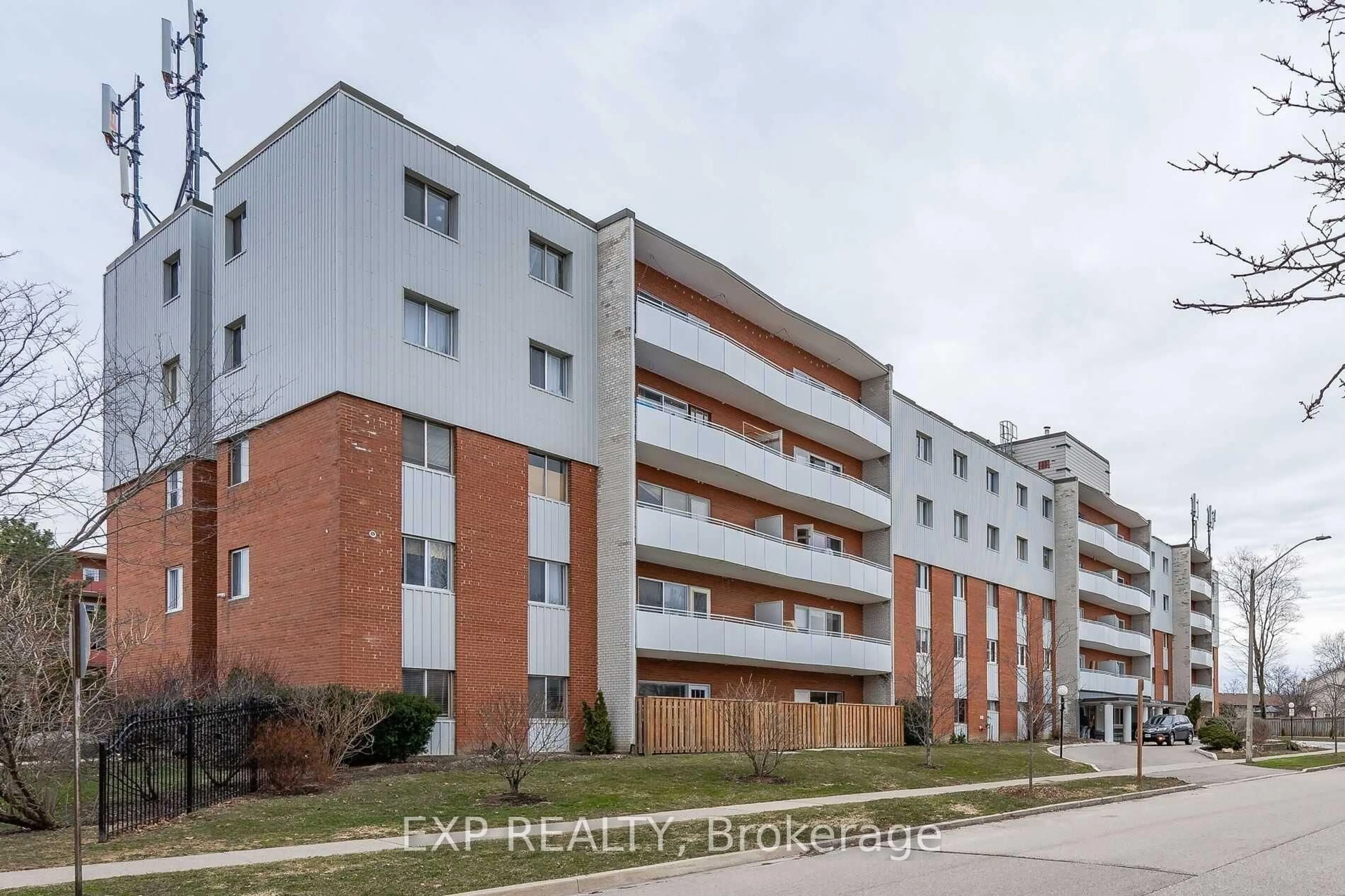 Unknown for 2485 Woking Cres #508, Mississauga Ontario L5K 1Z6