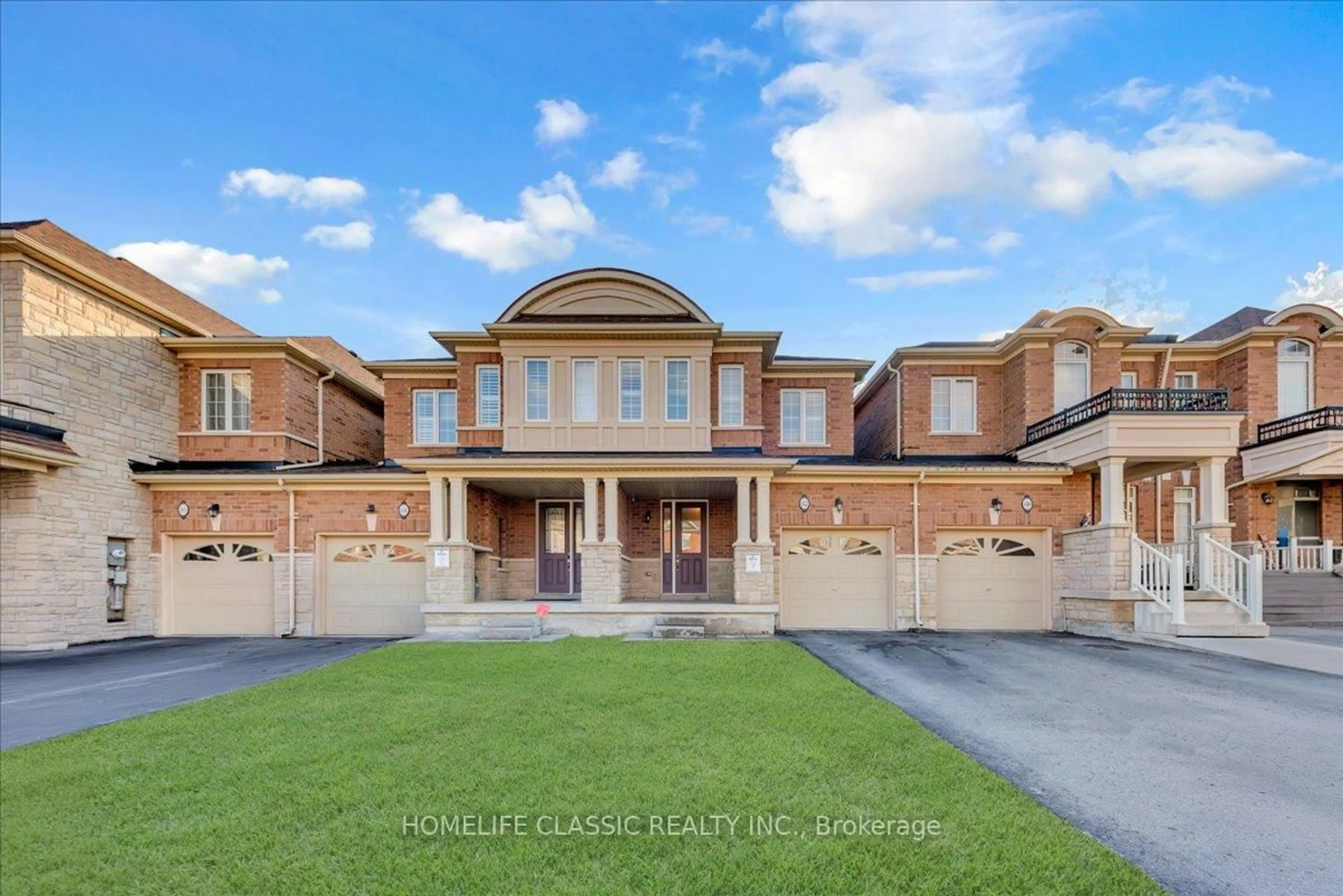 Home with brick exterior material, street for 82 Blackberry Valley Cres, Caledon Ontario L7C 3Z8