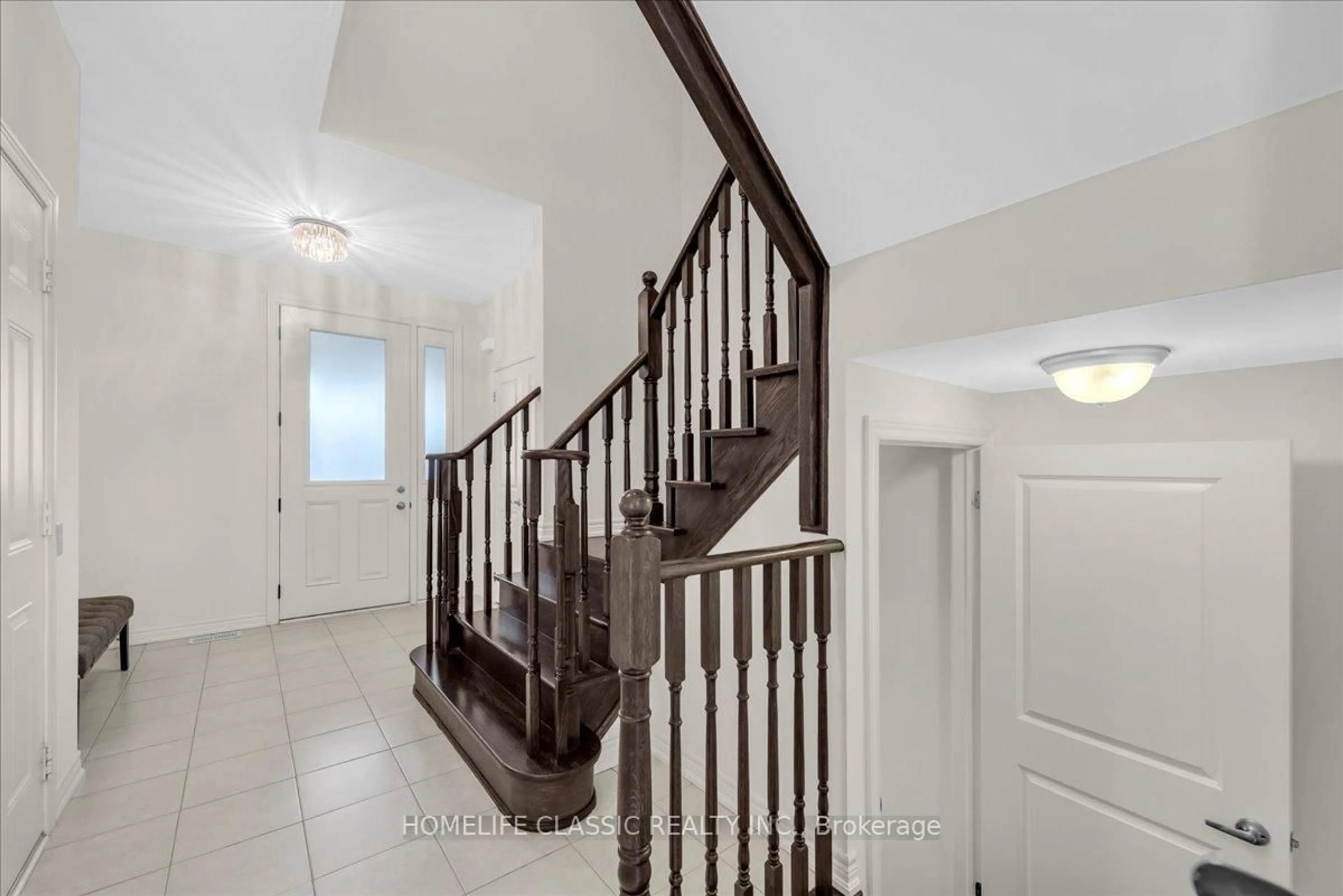 Unknown for 82 Blackberry Valley Cres, Caledon Ontario L7C 3Z8