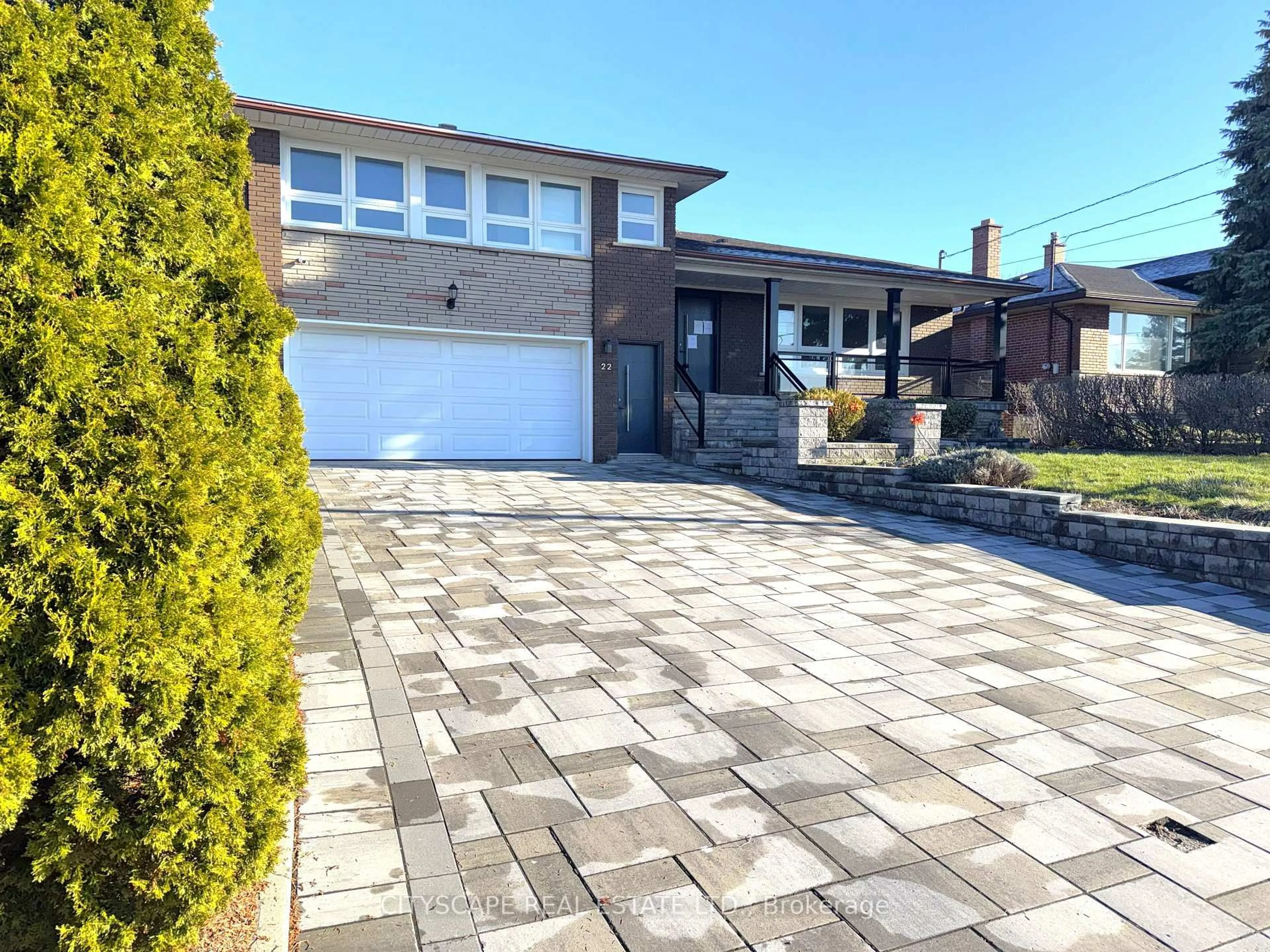 A pic from outside/outdoor area/front of a property/back of a property/a pic from drone, street for 22 Sparrow Ave, Toronto Ontario M6A 1L4