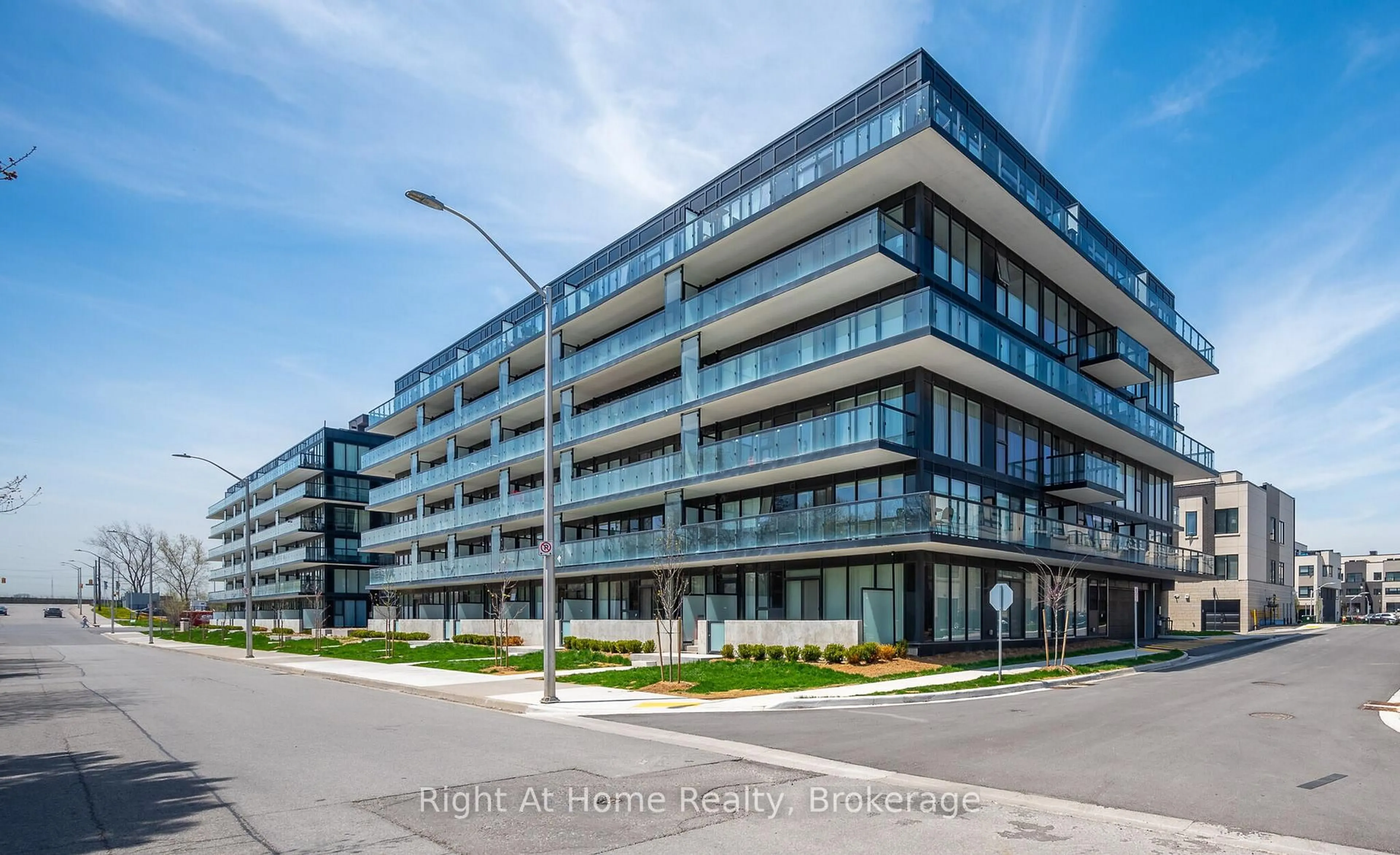 Unknown for 1119 Cooke Blvd #B426, Burlington Ontario L7T 0C7