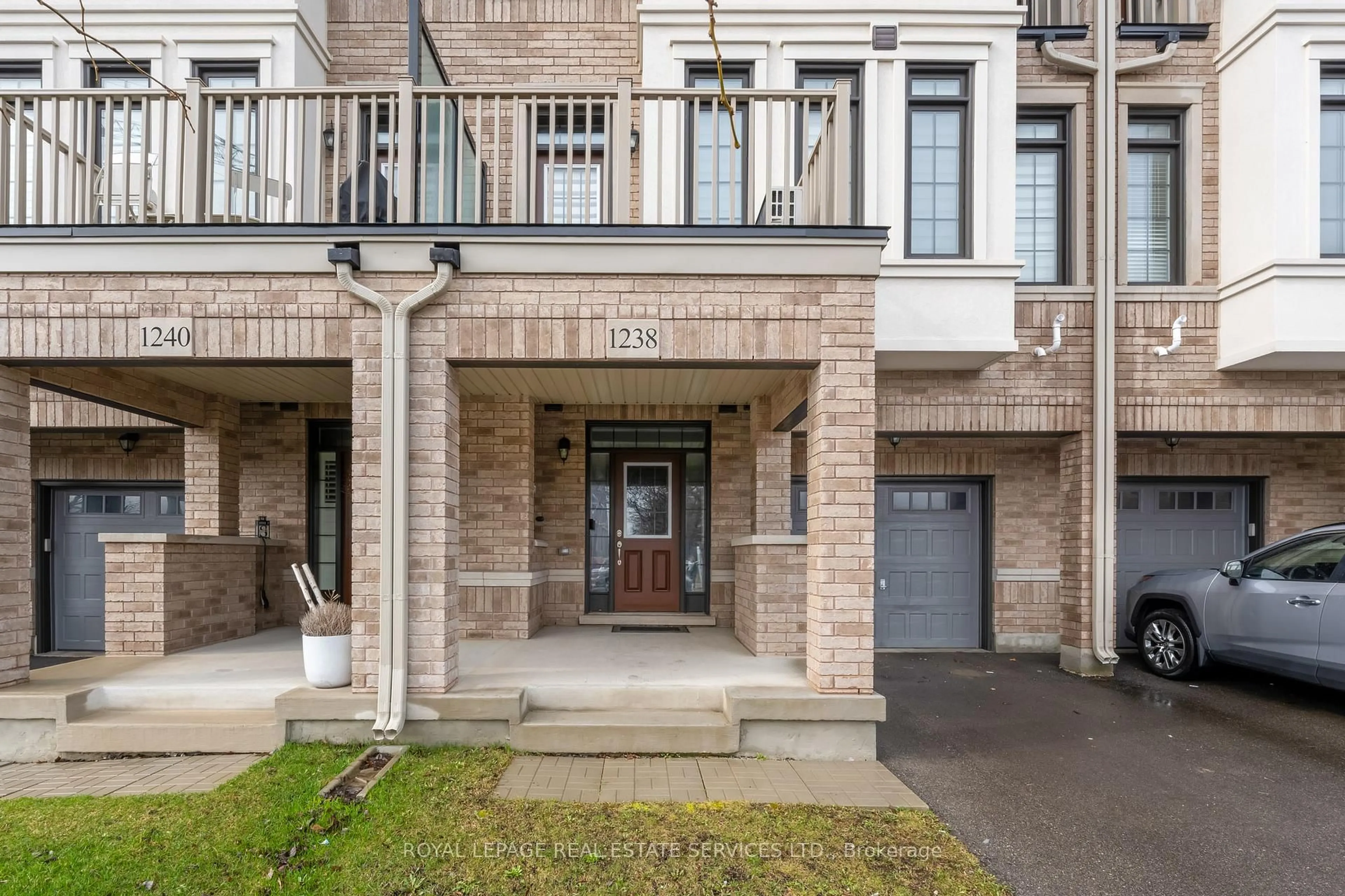 Unknown for 1238 Restivo Lane, Milton Ontario L9T 2X5