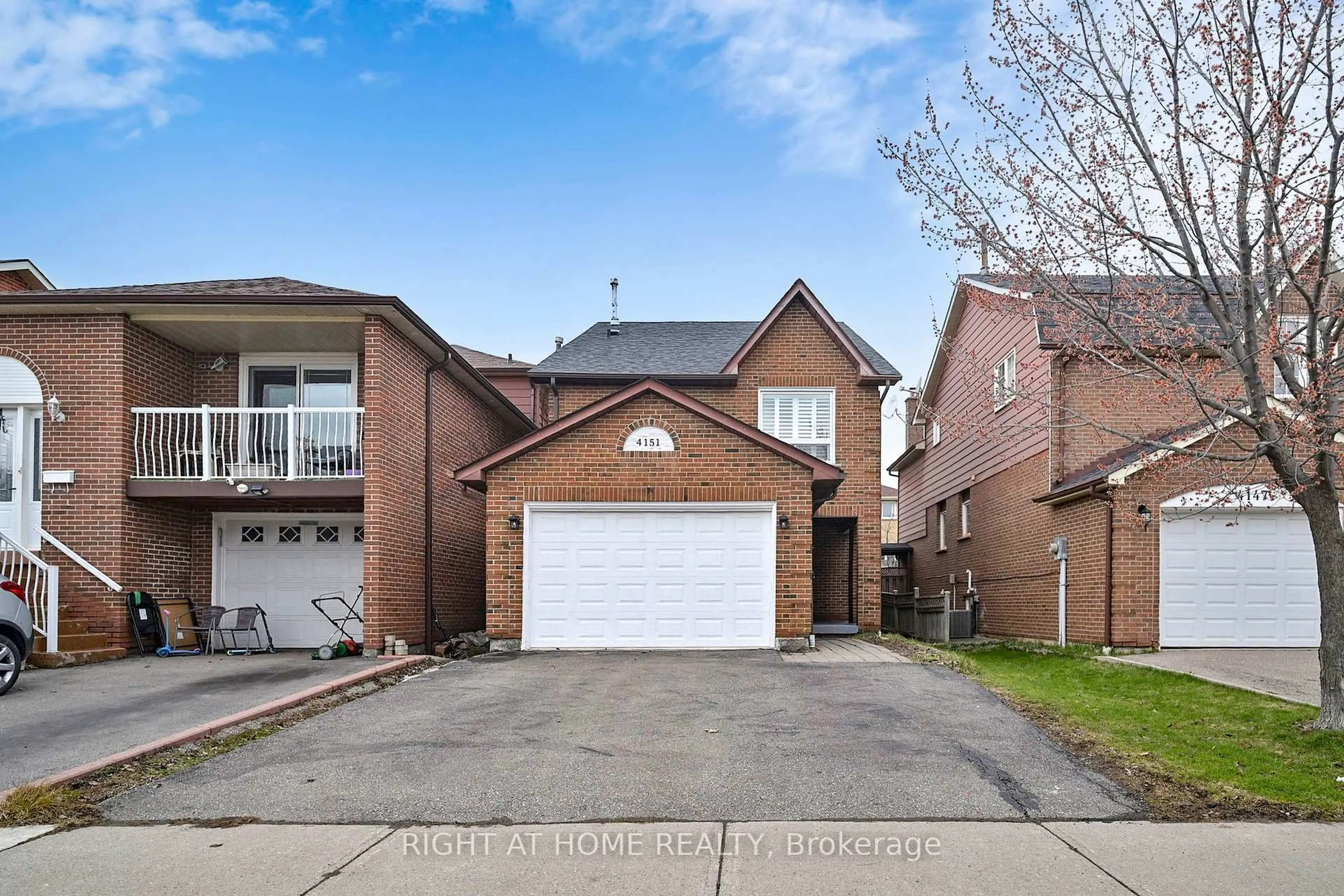 Home with brick exterior material, street for 4151 Quaker Hill Dr, Mississauga Ontario L5C 3M2