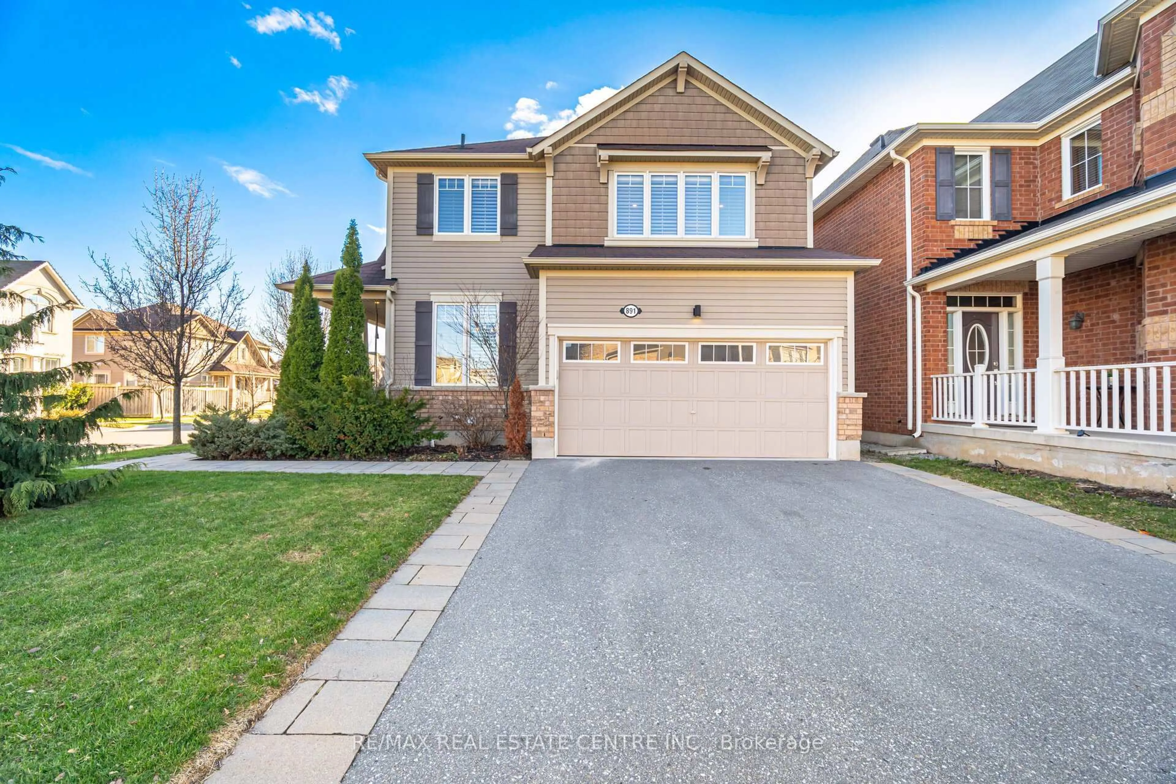 Home with brick exterior material, street for 891 SYNDENHAM Lane, Milton Ontario L9T 8K1