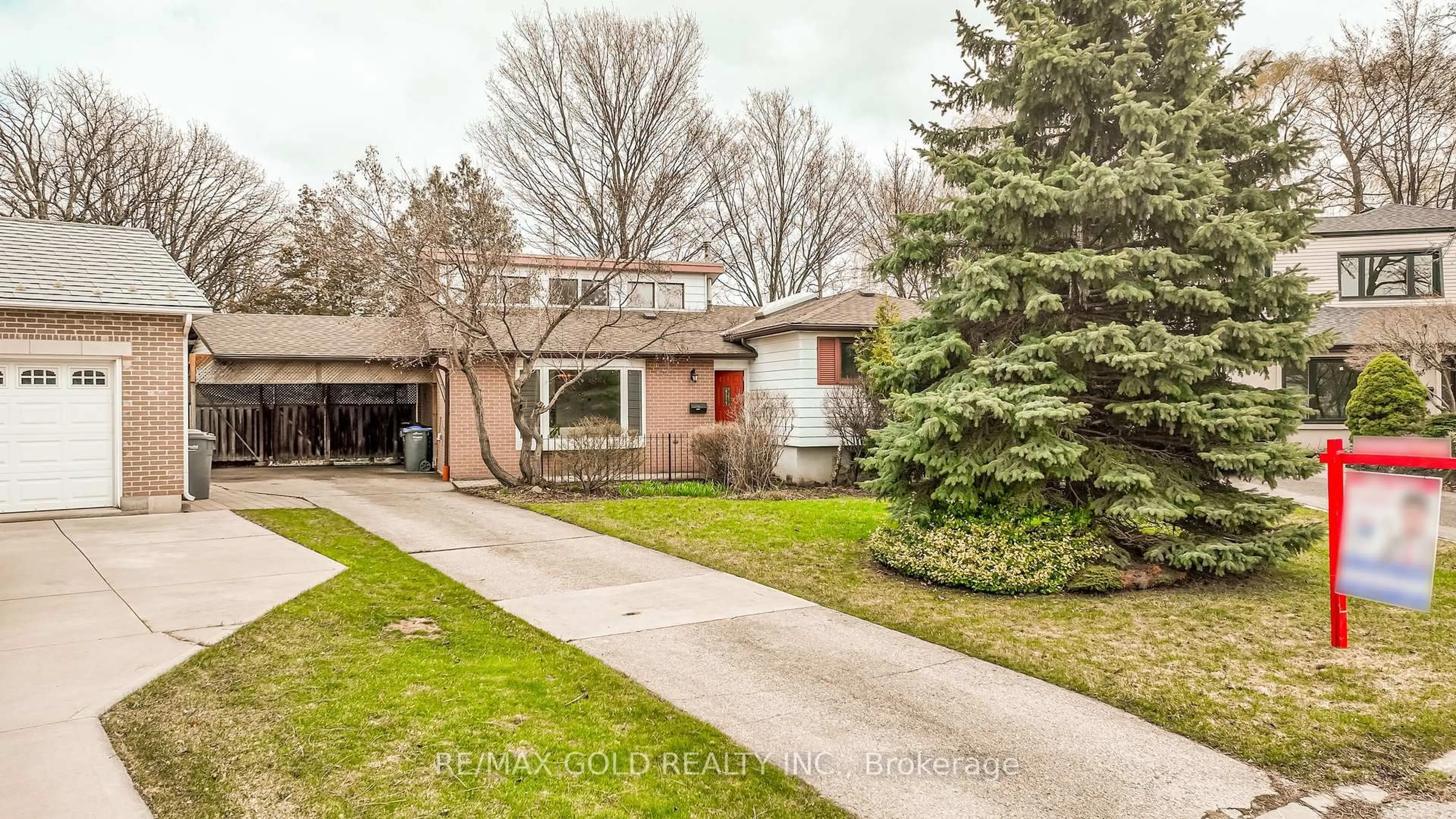 Home with brick exterior material, street for 16 Donalda Pl, Brampton Ontario L6T 1S4