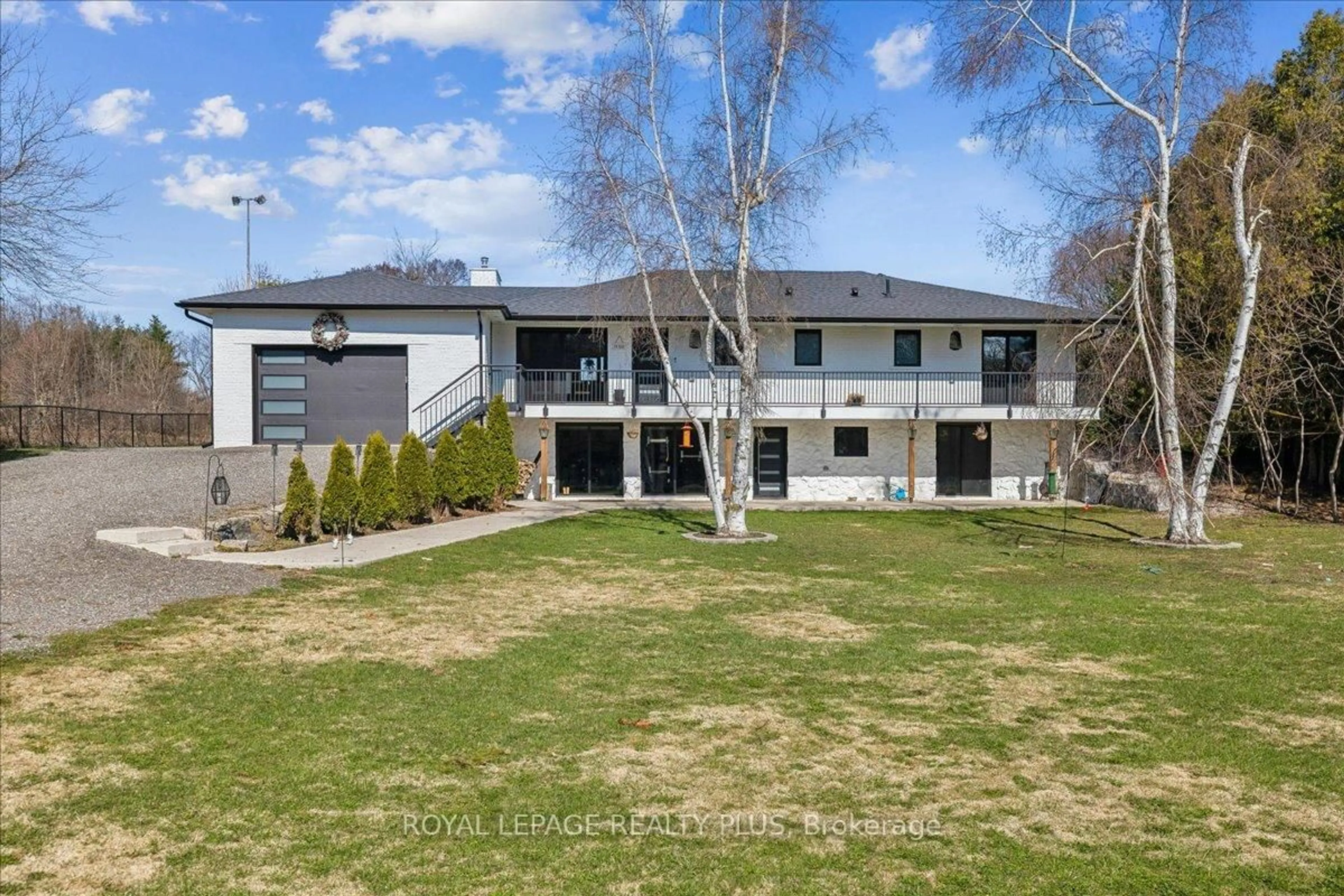 A pic from outside/outdoor area/front of a property/back of a property/a pic from drone, mountain view for 6153 22 SIDE Rd, Halton Hills Ontario L7J 2L7