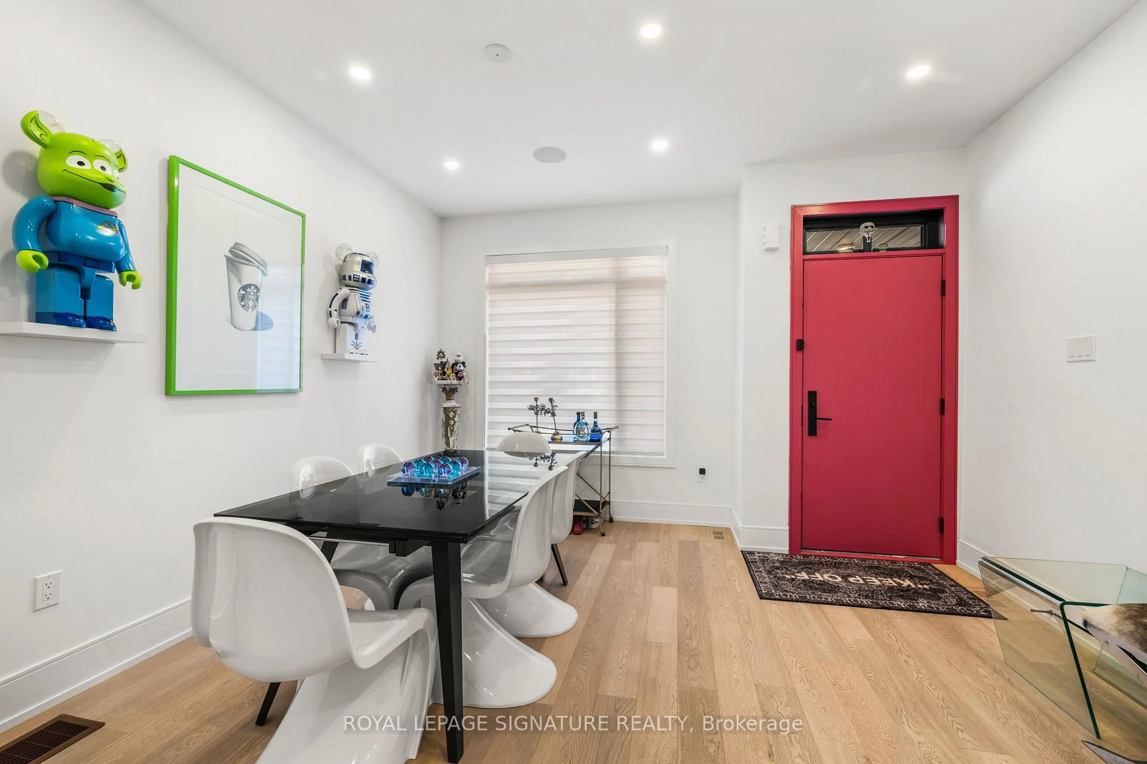 Unknown for 204 McRoberts Ave, Toronto Ontario M6E 0B2