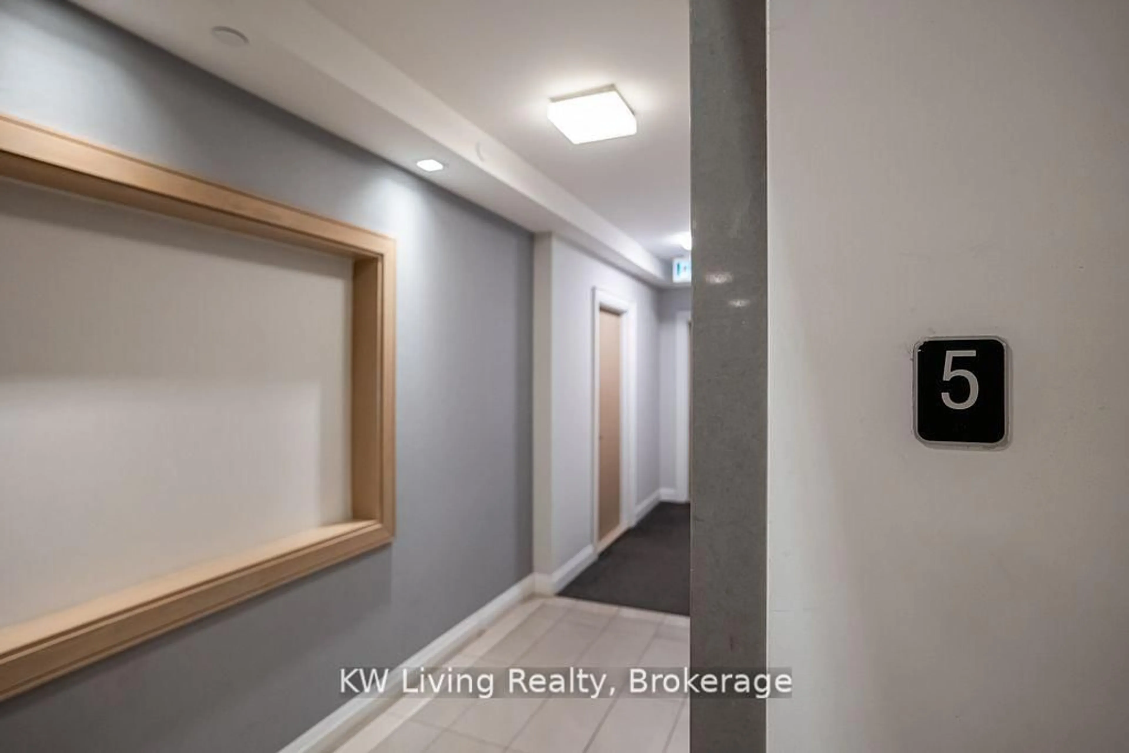 Unknown for 16 McAdam Ave #507, Toronto Ontario M6A 0B9