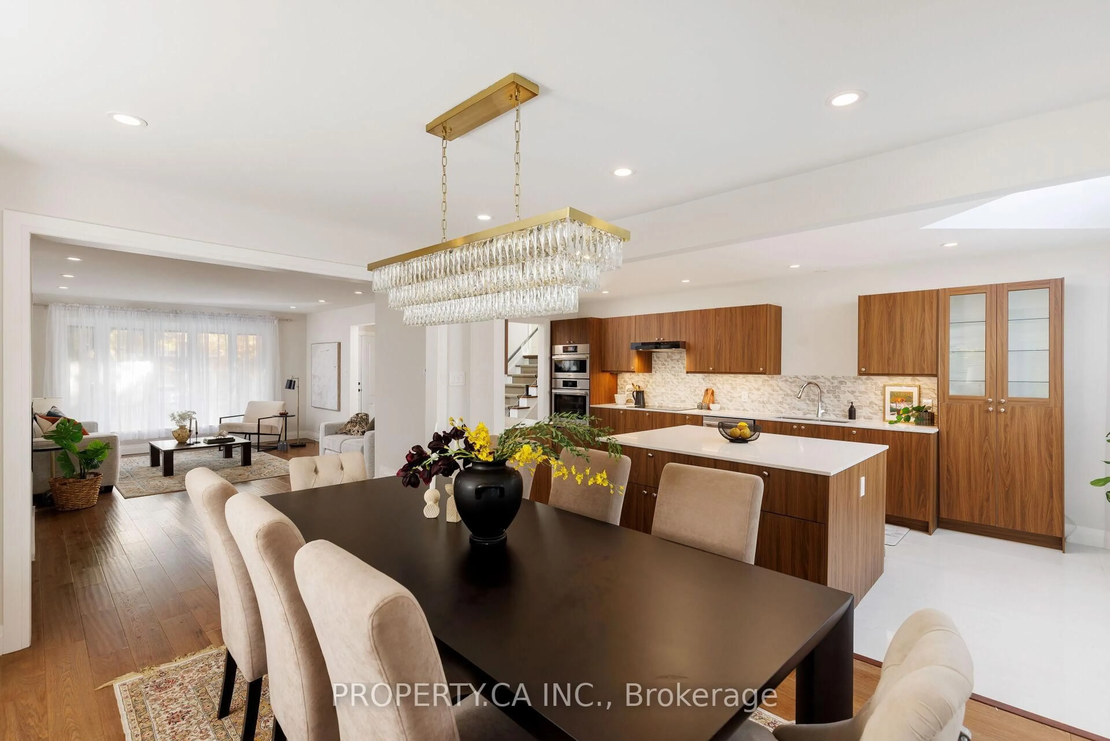 Open concept kitchen, unknown for 132 Princess Anne Cres, Toronto Ontario M9A 2R6