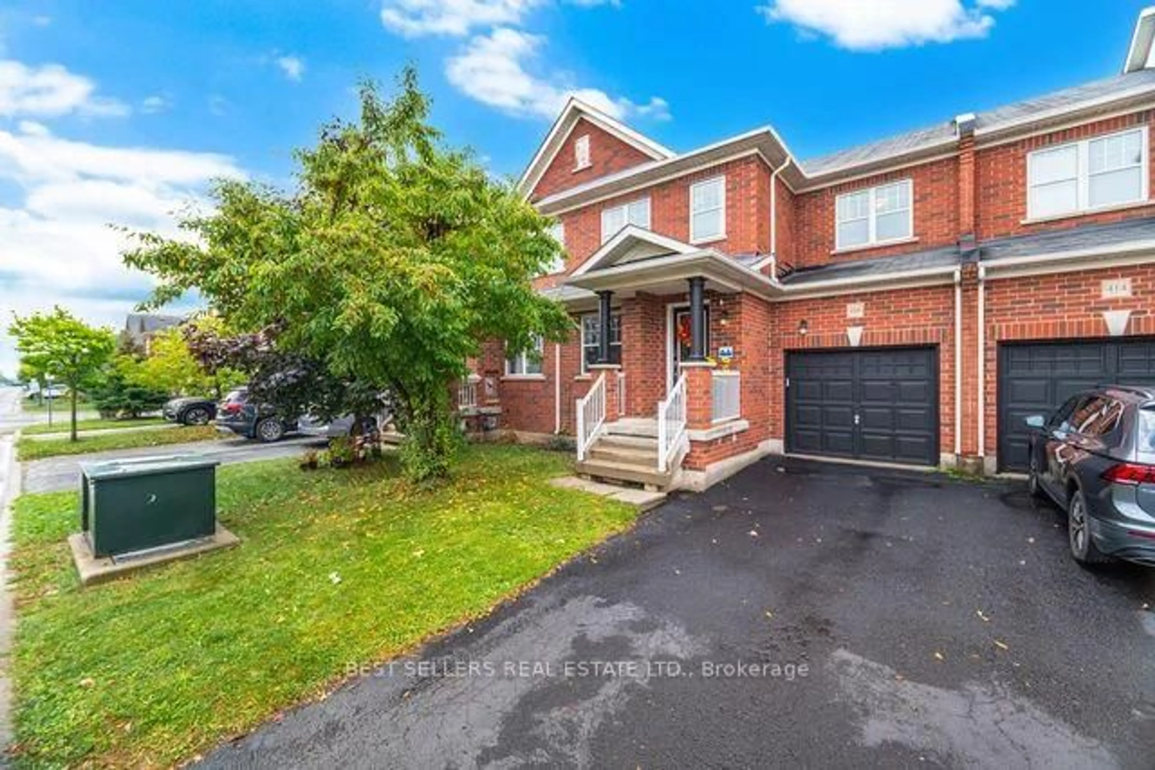 Home with brick exterior material, street for 416 Duncan Lane, Milton Ontario L9T 0V3