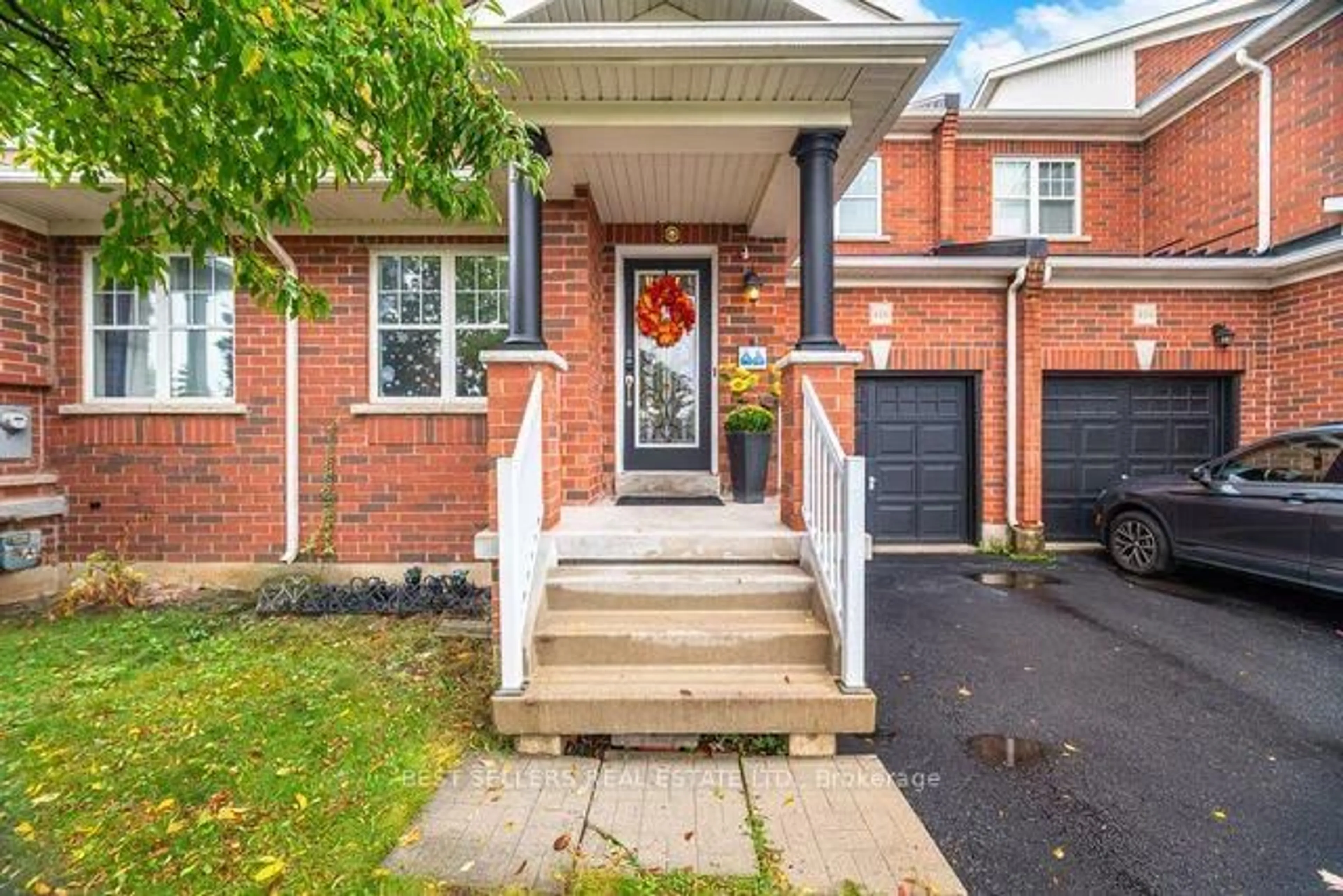 Home with brick exterior material, street for 416 Duncan Lane, Milton Ontario L9T 0V3