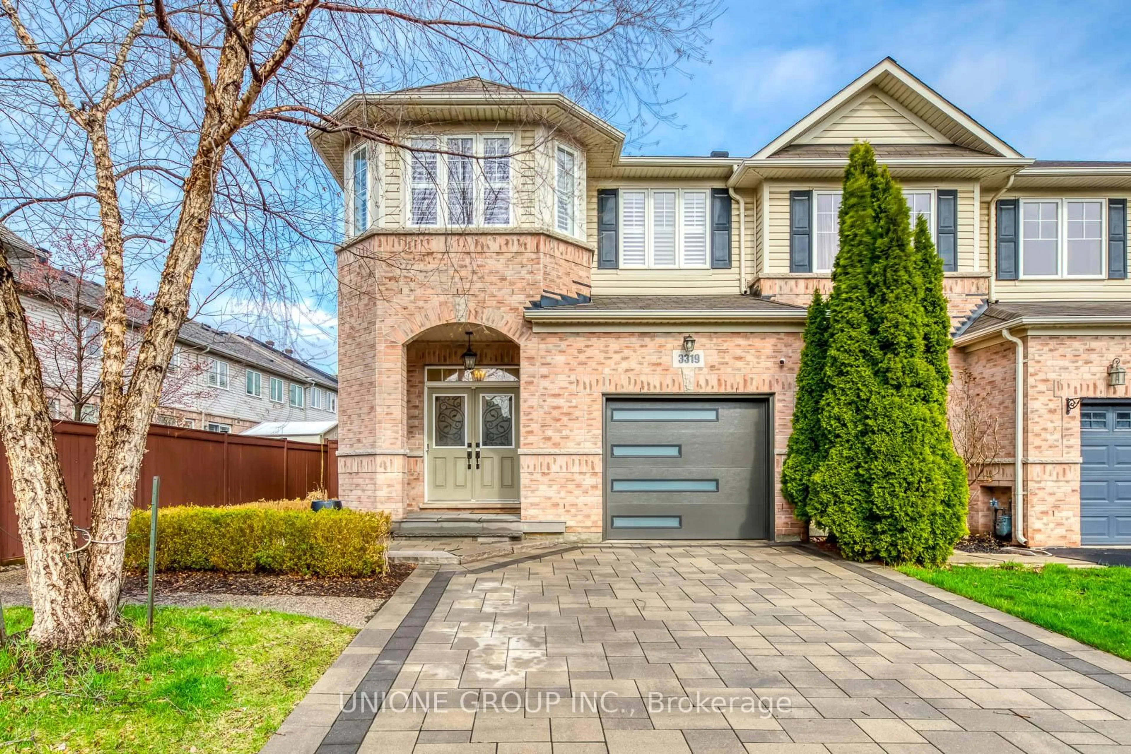Home with brick exterior material, street for 3319 Stalybridge Dr, Oakville Ontario L6M 0L1