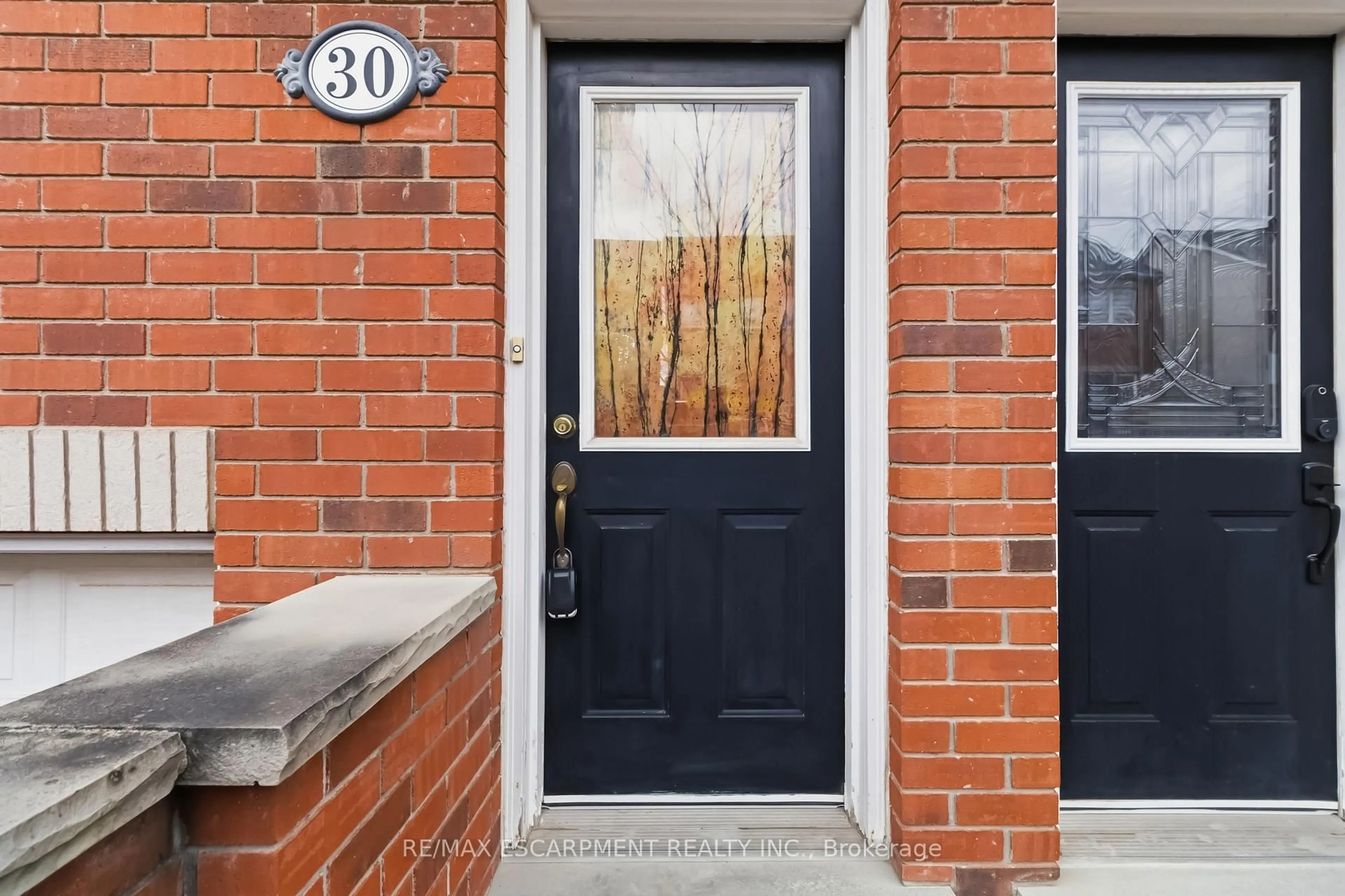 Indoor entryway for 1751 Lampman Ave #30, Burlington Ontario L7L 6W3
