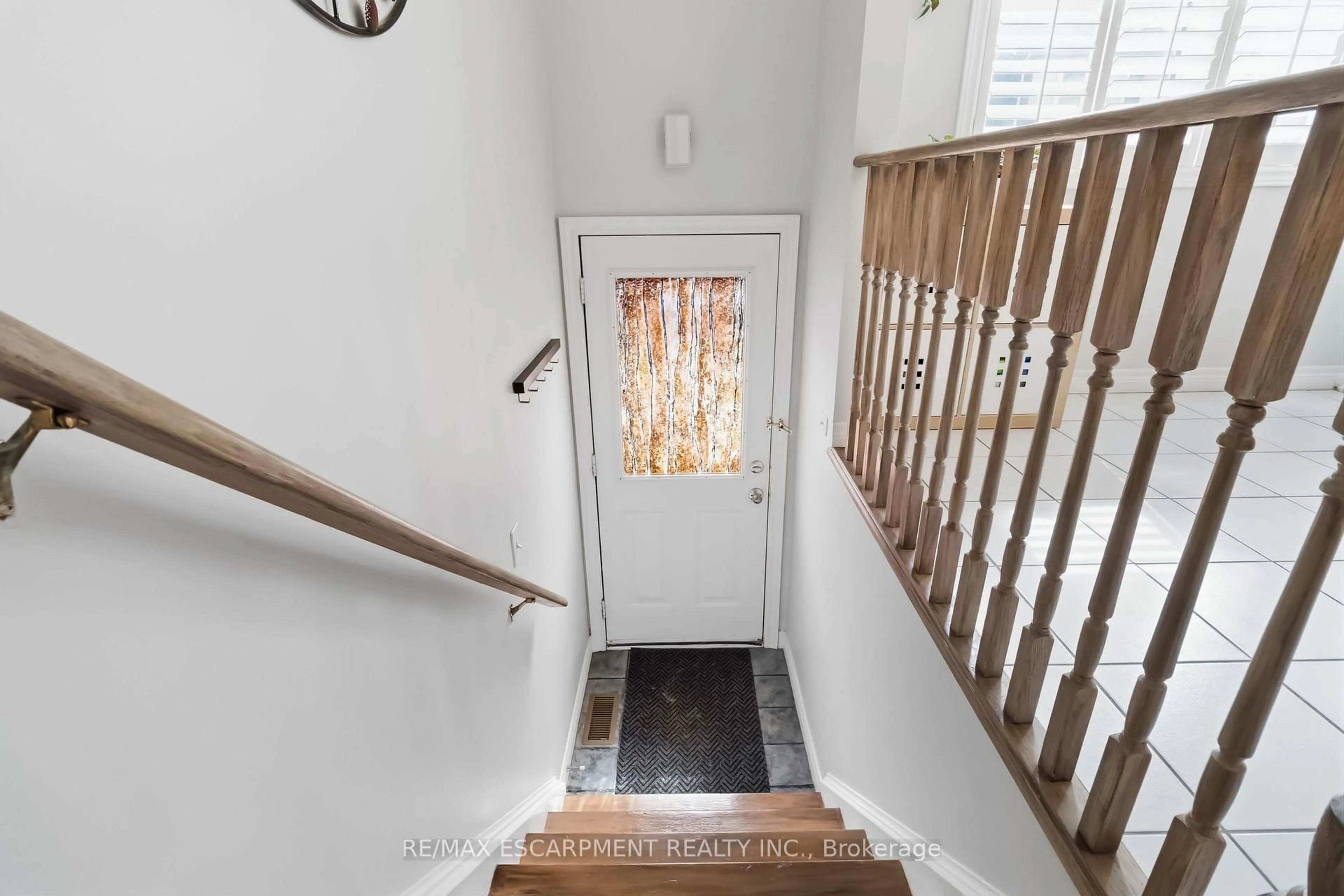 Unknown for 1751 Lampman Ave #30, Burlington Ontario L7L 6W3