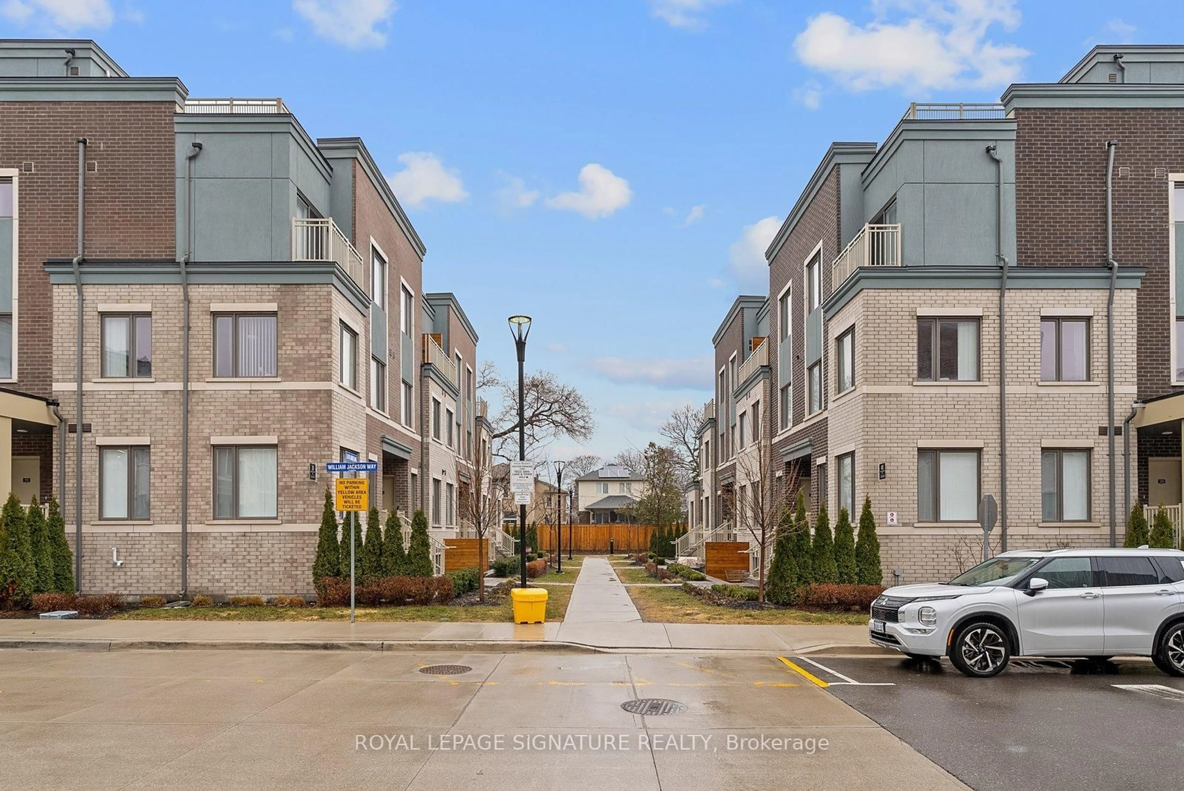 Unknown for 30 William Jackson Way #TH114, Toronto Ontario M8V 0J7