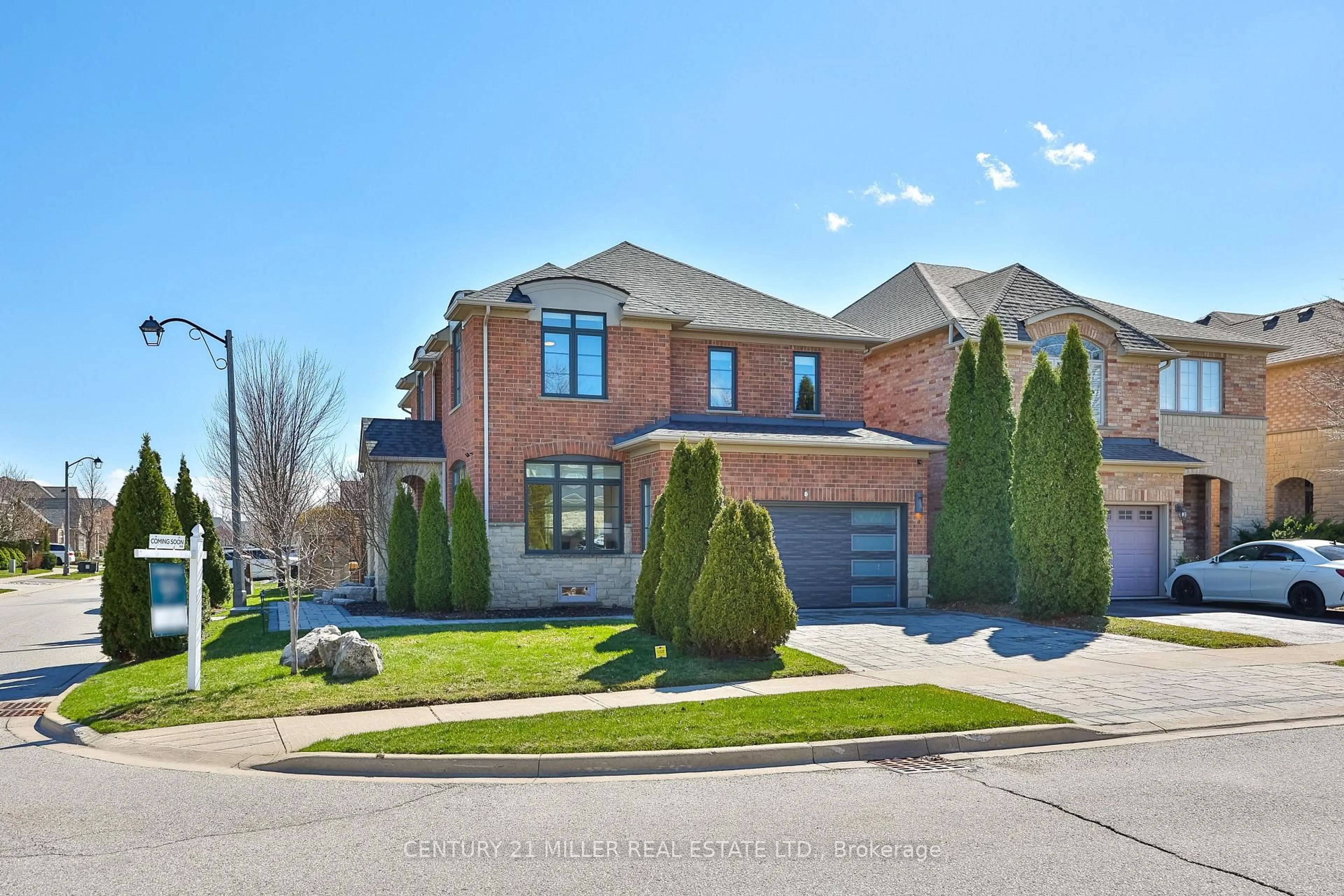 Home with brick exterior material, street for 2252 Dewsbury Dr, Oakville Ontario L6M 0A6