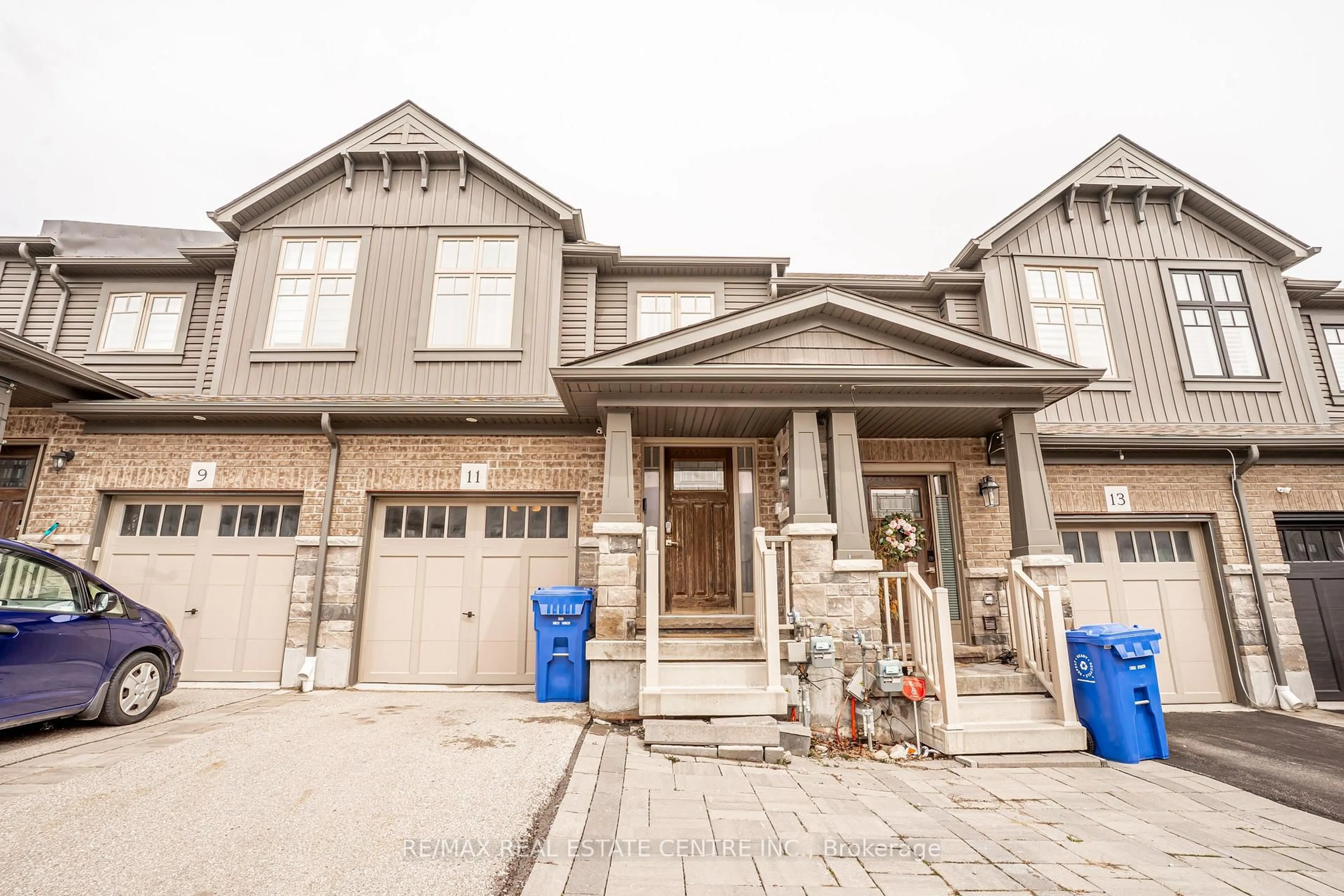 Home with brick exterior material, street for 11 Winterton Crt, Orangeville Ontario L9W 7N5