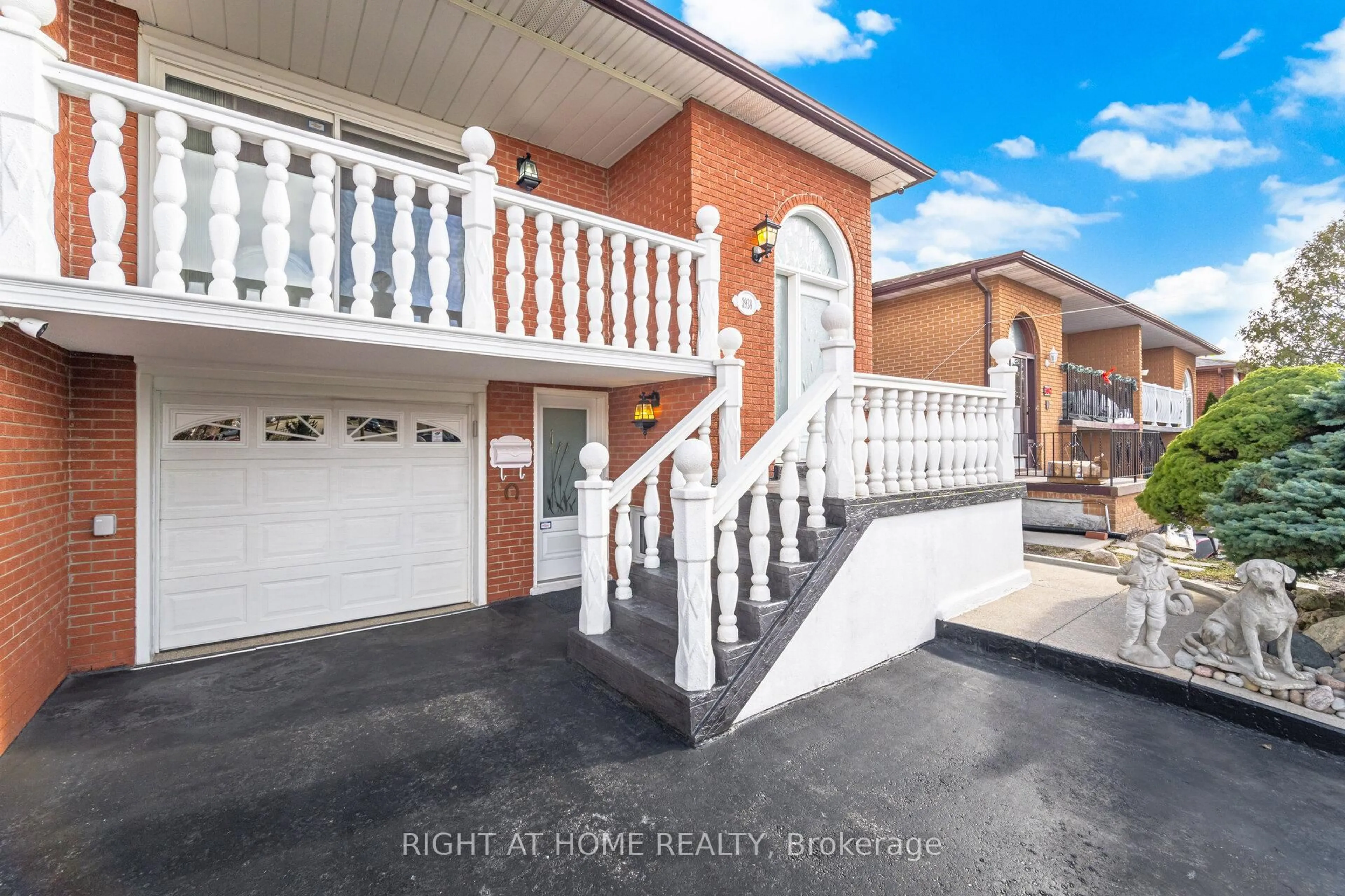 Unknown for 3938 Midhurst Lane, Mississauga Ontario L4Z 1C7