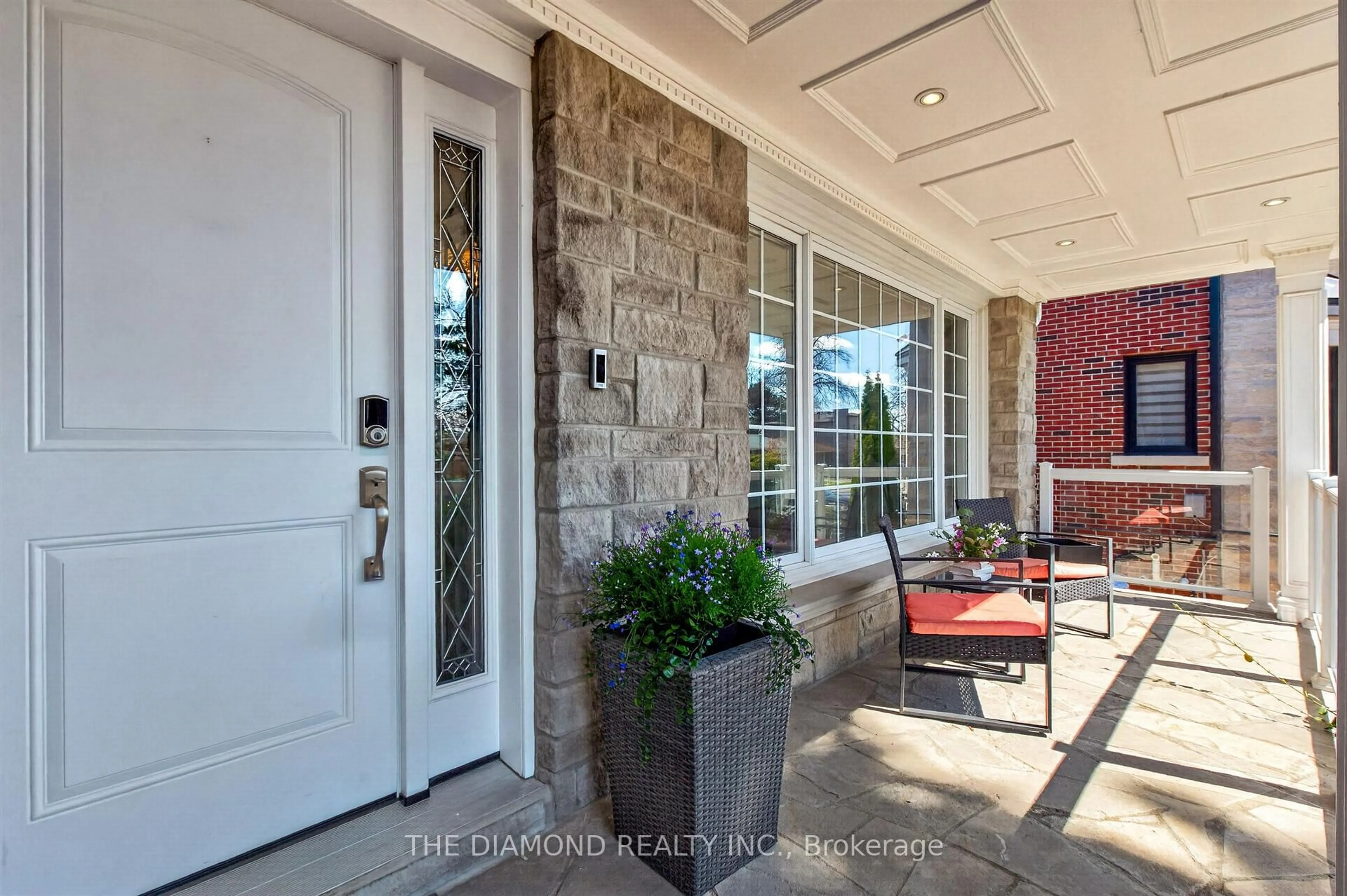 Indoor entryway for 146 Allanhurst Dr, Toronto Ontario M9A 4K7